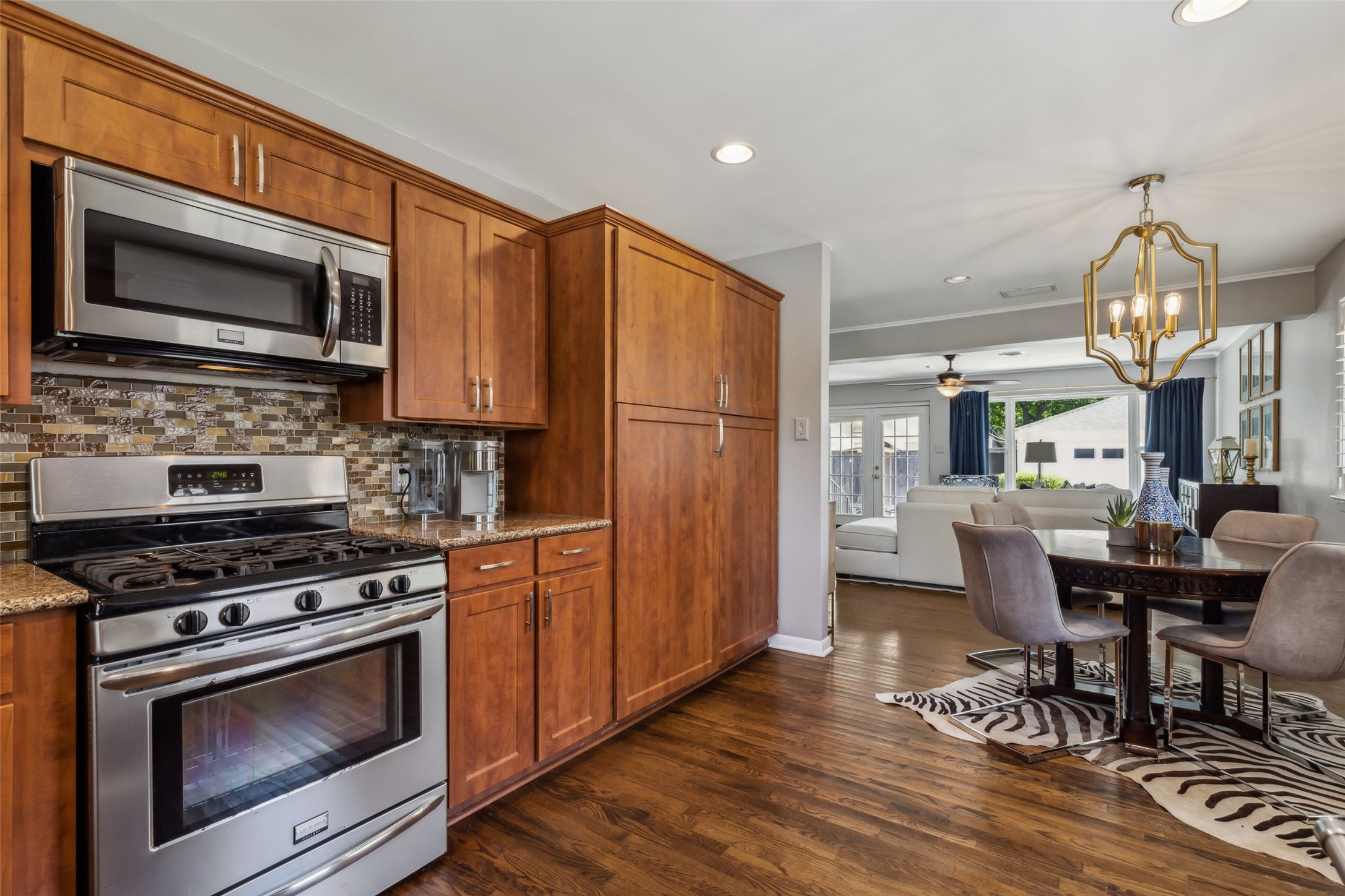 9309 Lynbrook Drive