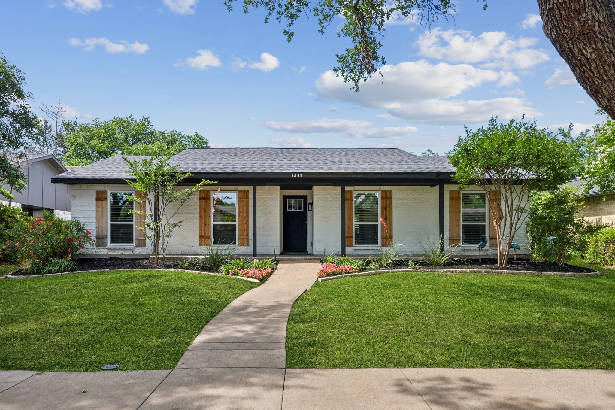 1833 Chamberlain Drive
