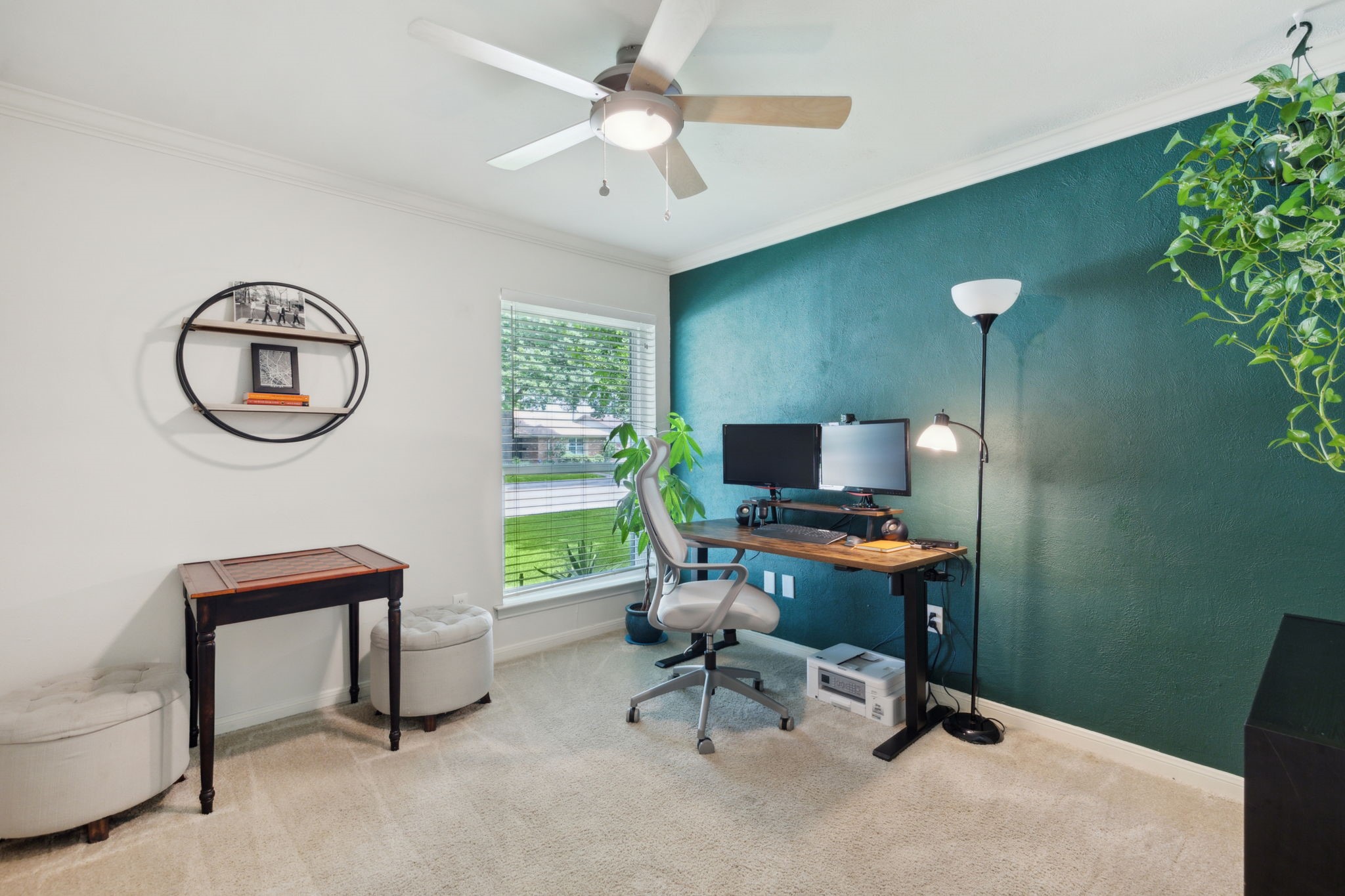 9505 Meadowknoll Drive