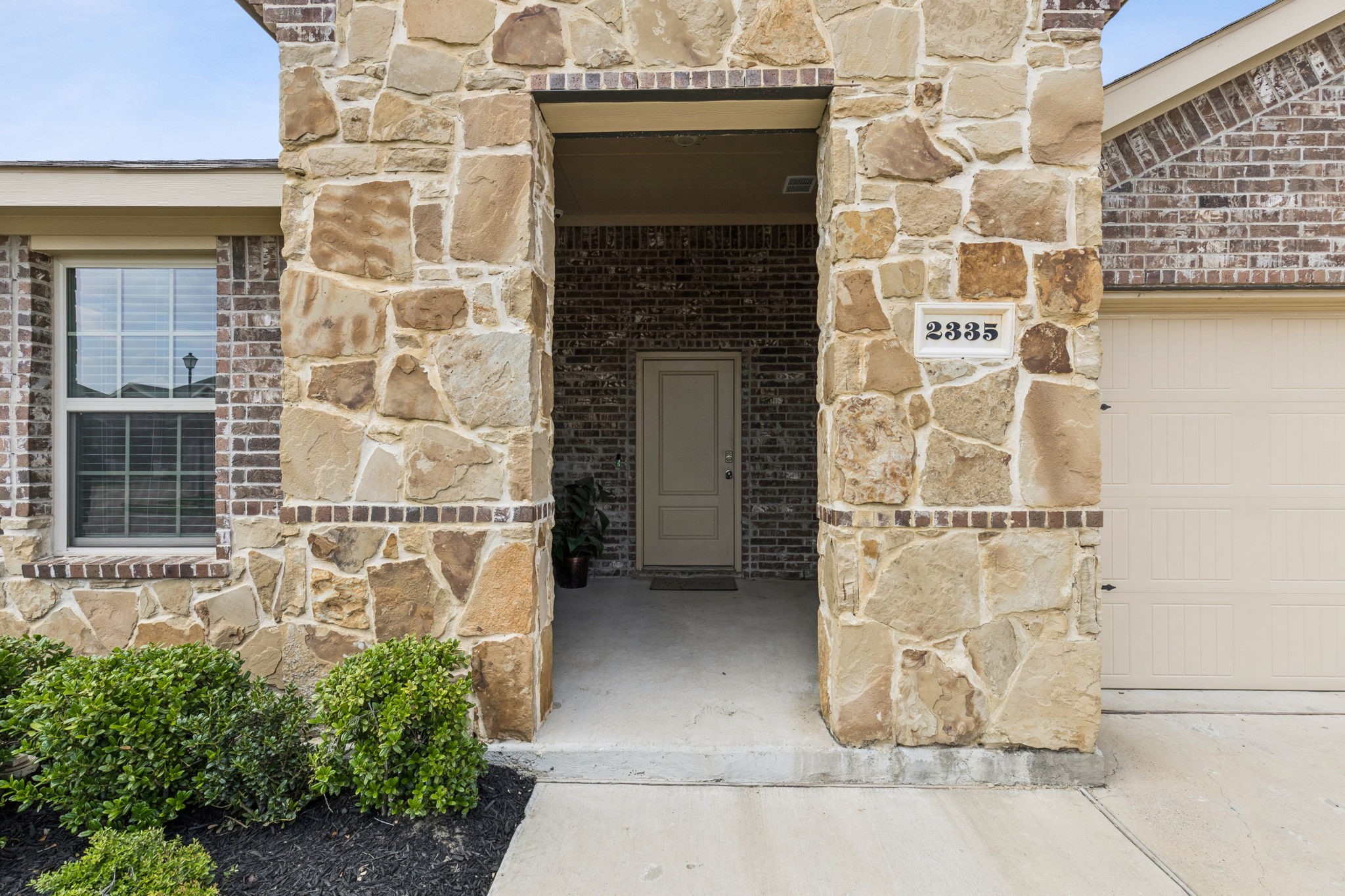 2335 French Street