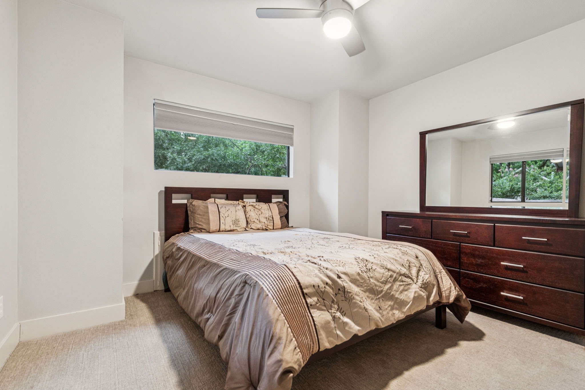 9705 Estate Lane