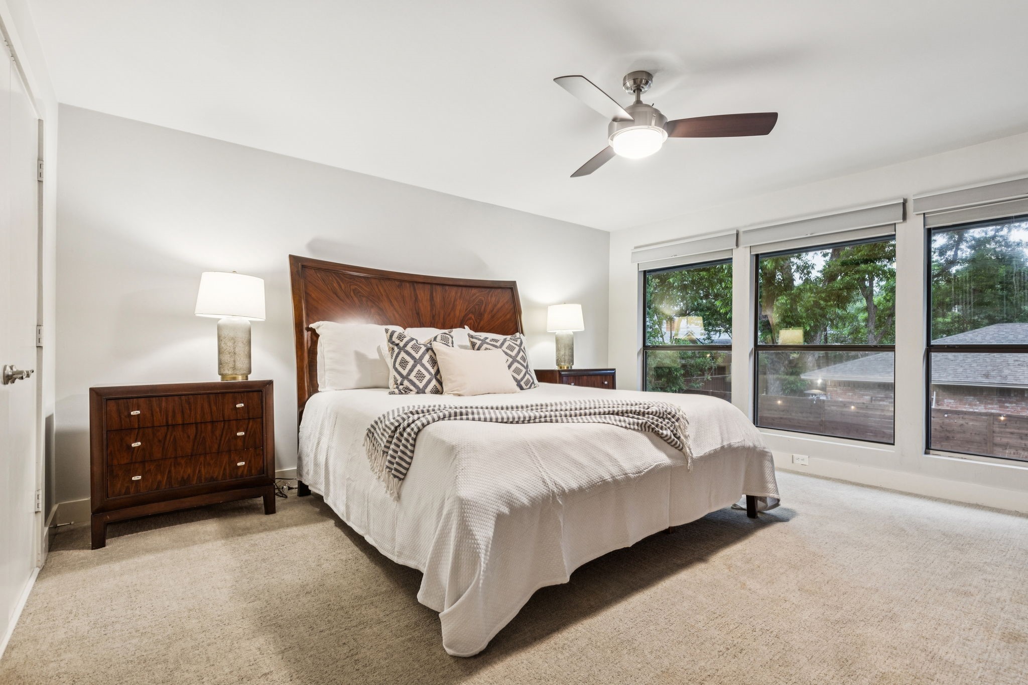 9705 Estate Lane