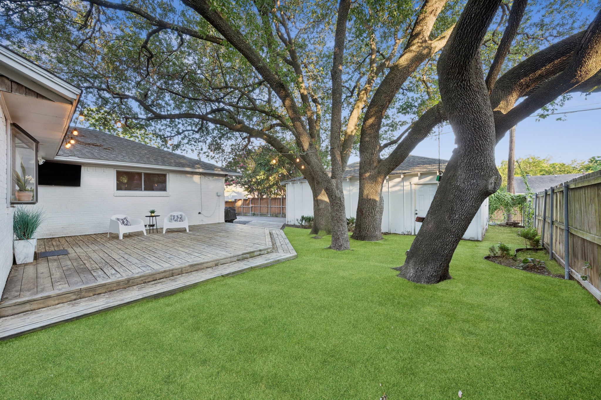 10426 Estate Lane