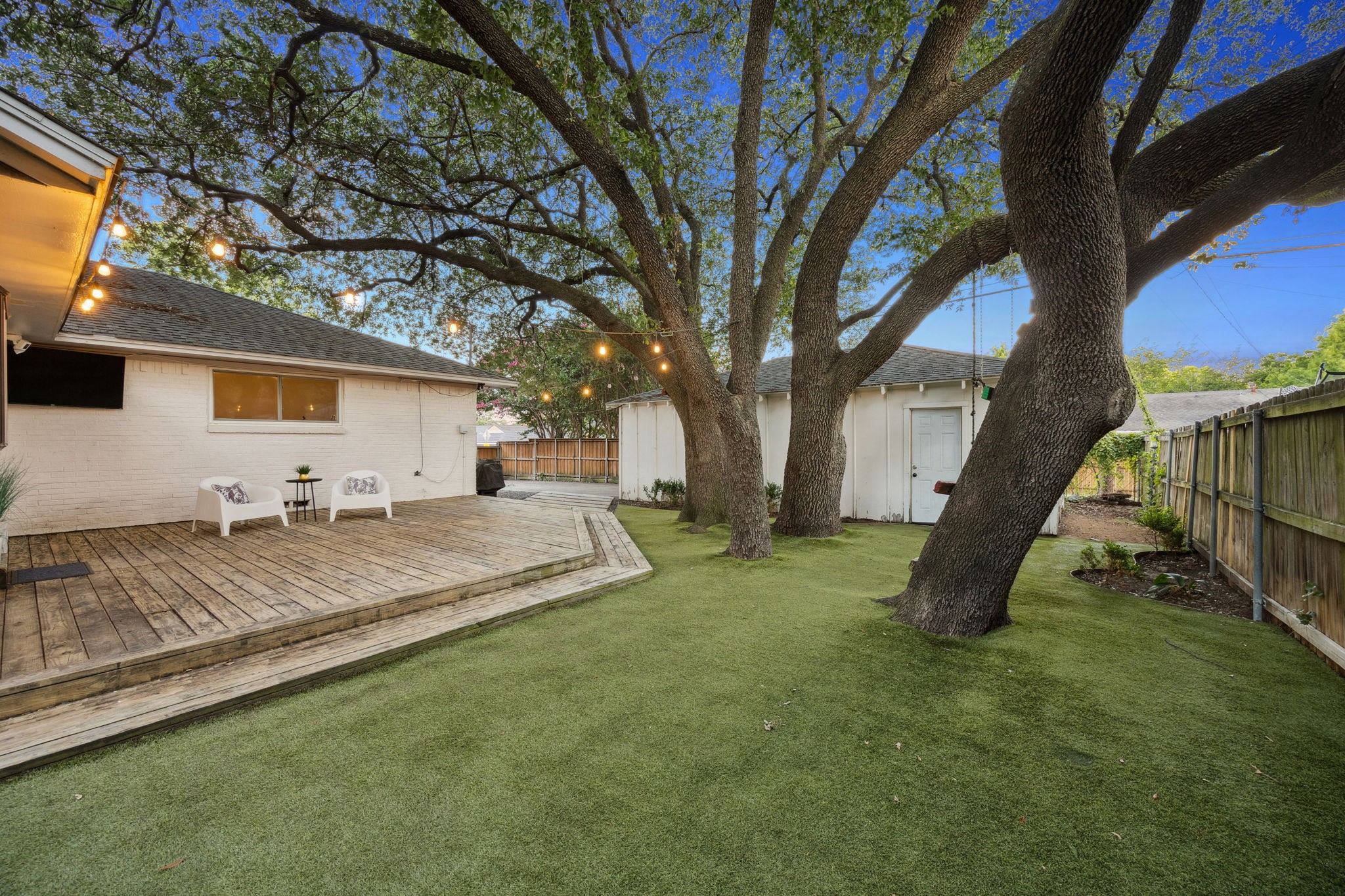 10426 Estate Lane