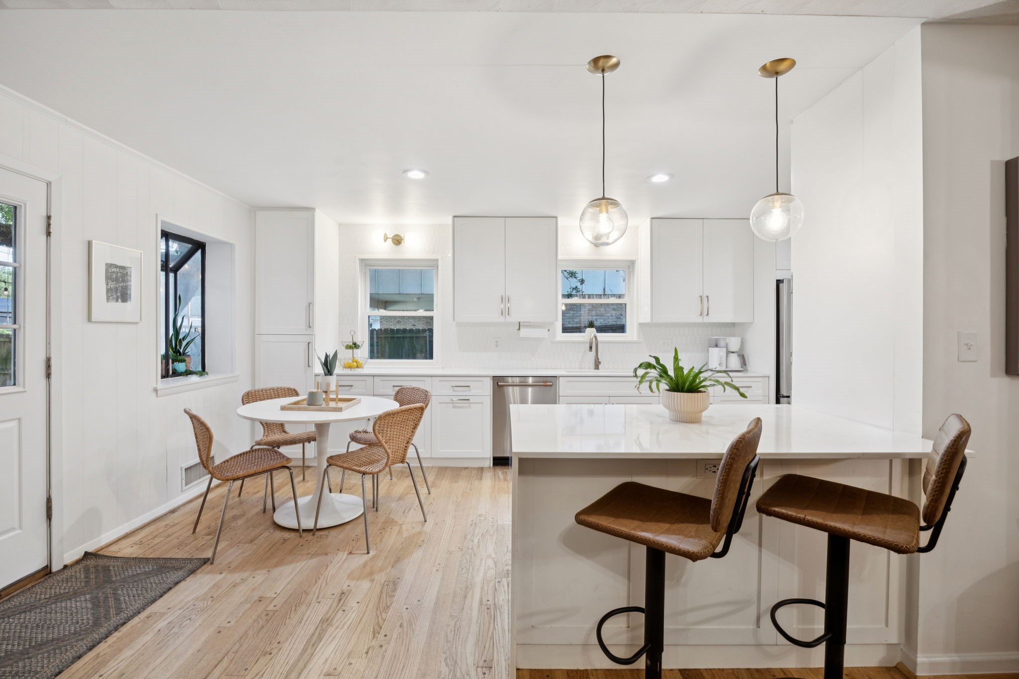 10426 Estate Lane
