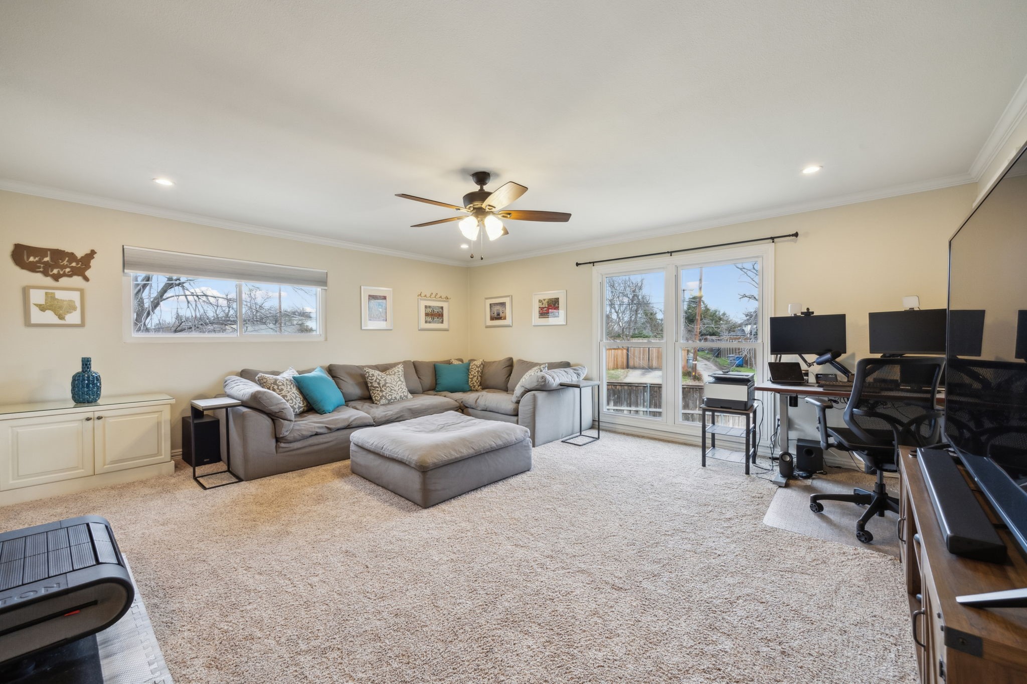 10125 Lanshire Drive