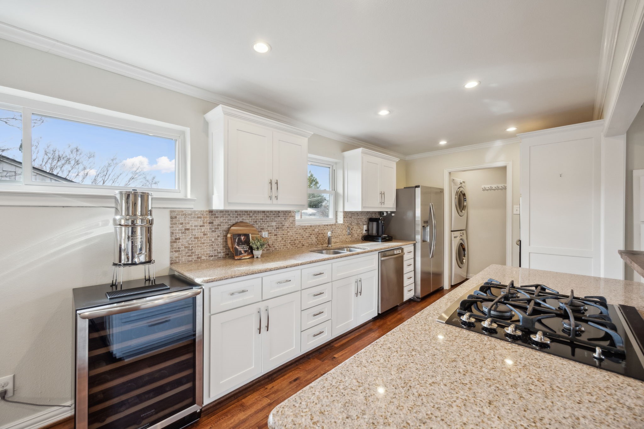10125 Lanshire Drive