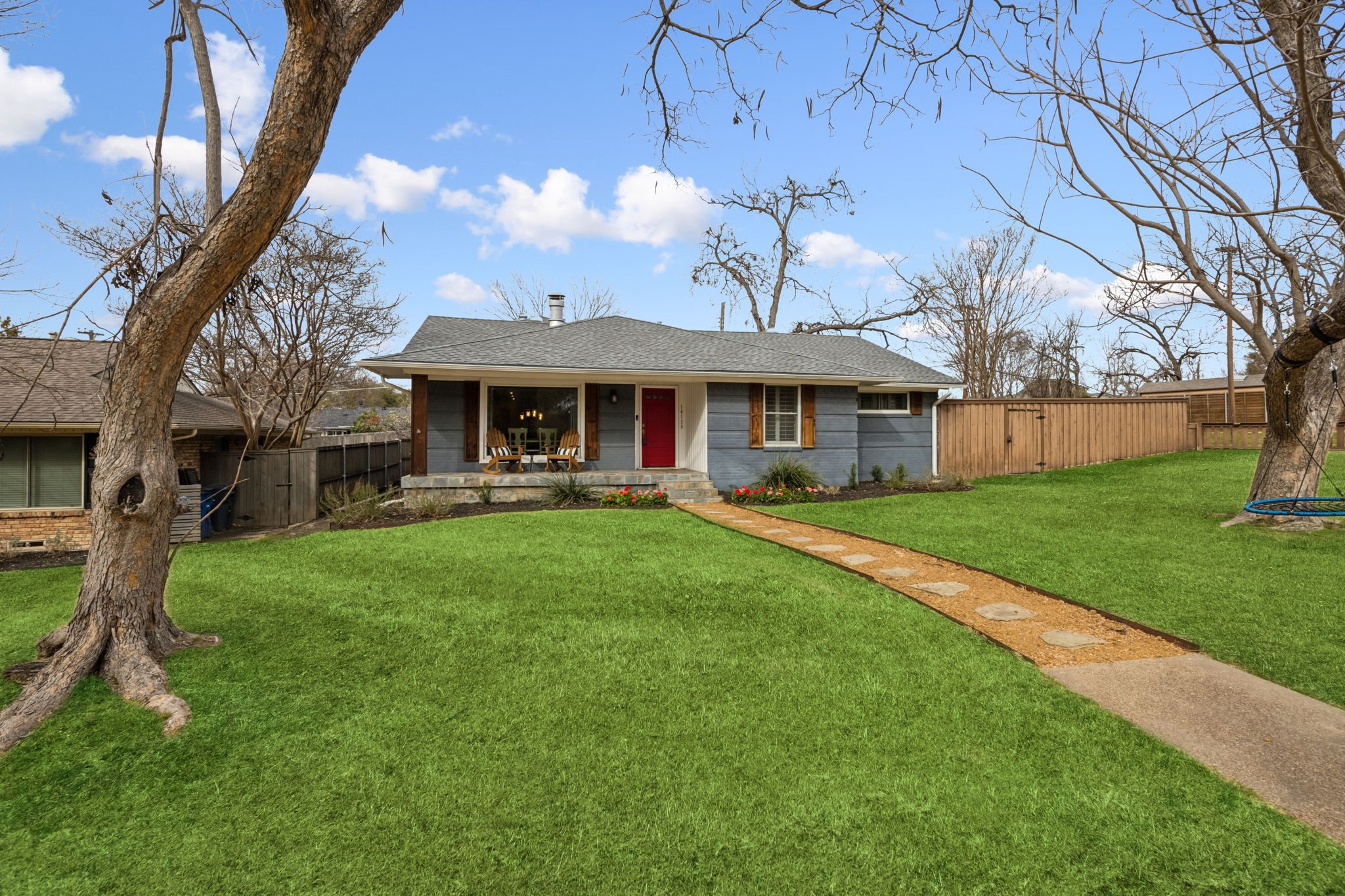 10125 Lanshire Drive