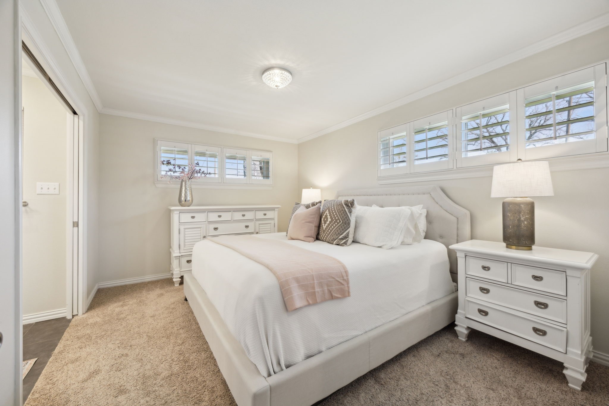 10125 Lanshire Drive