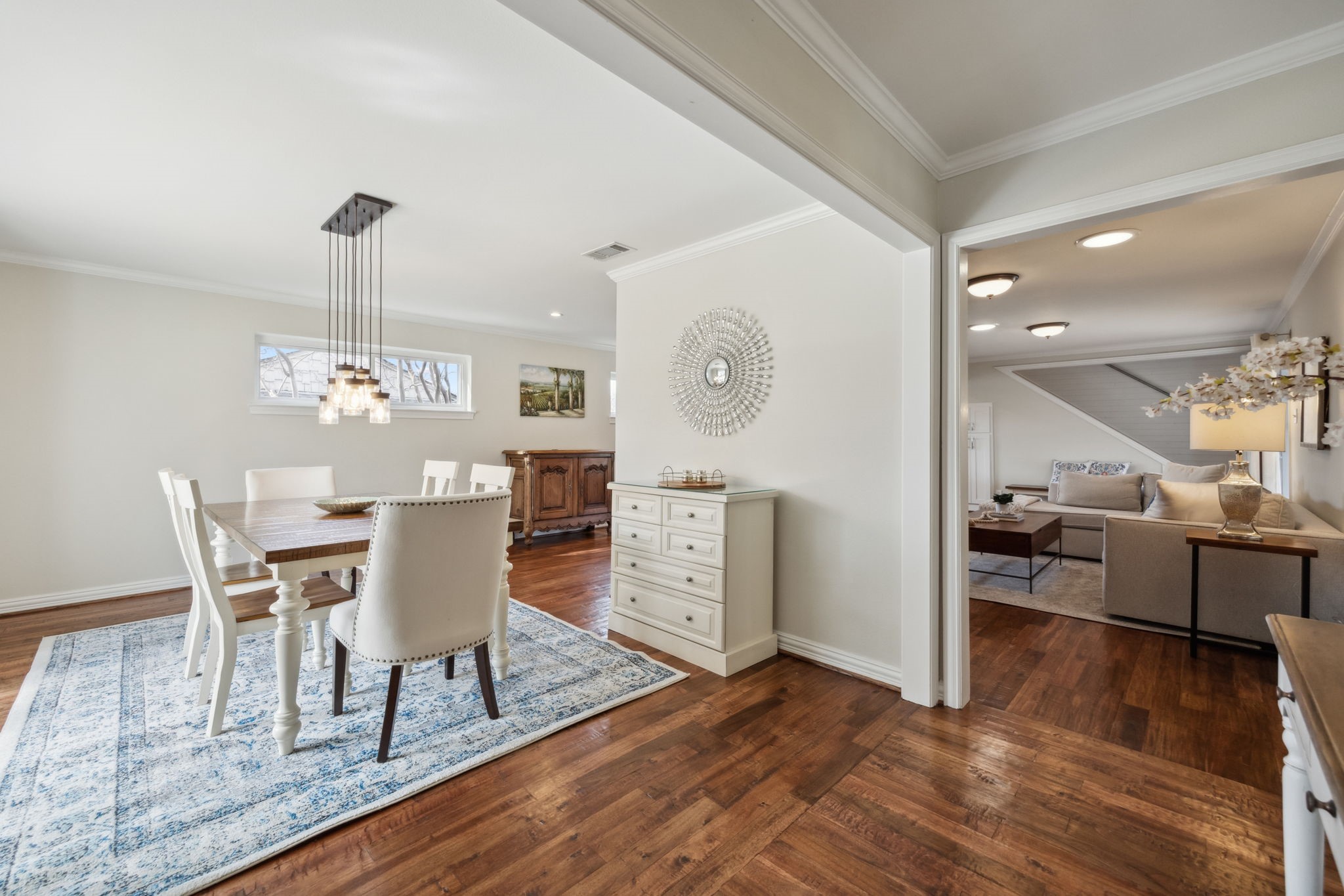 10125 Lanshire Drive