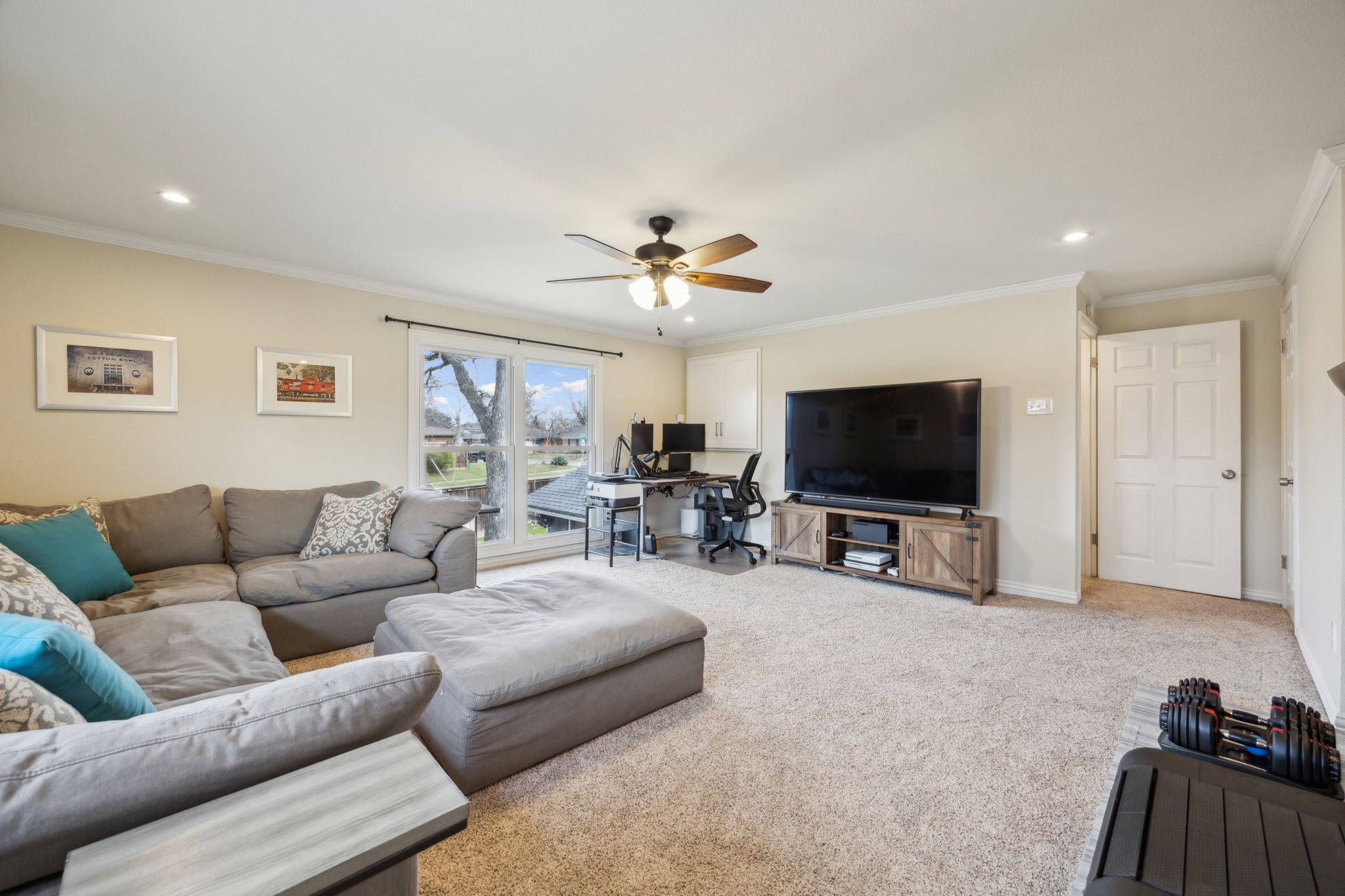 10125 Lanshire Drive
