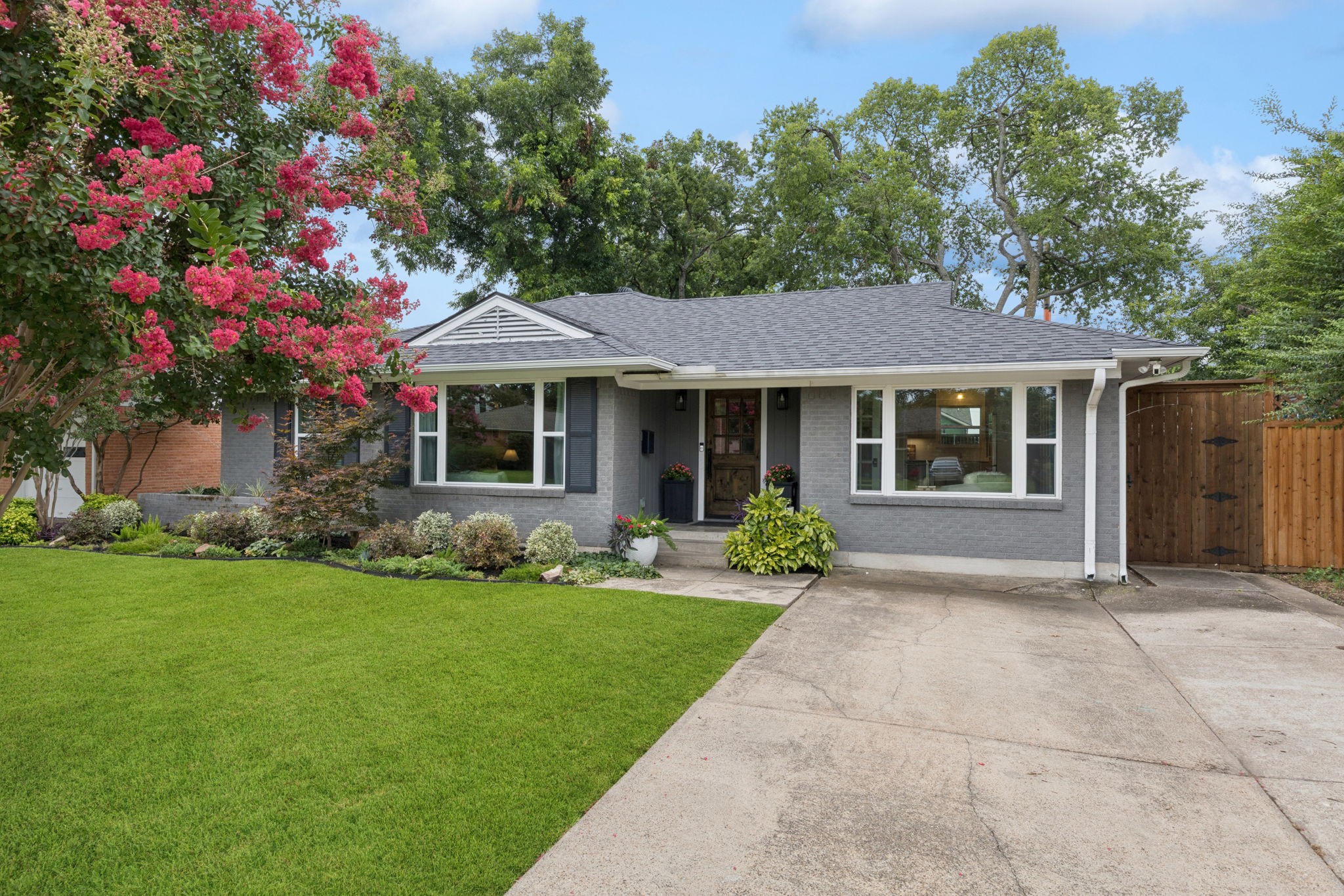 10214 Lanshire Drive
