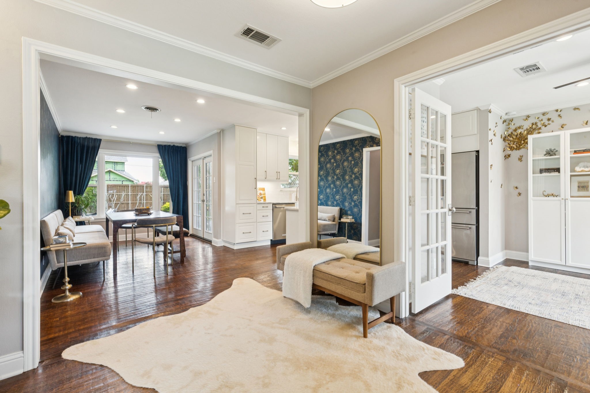 10214 Lanshire Drive