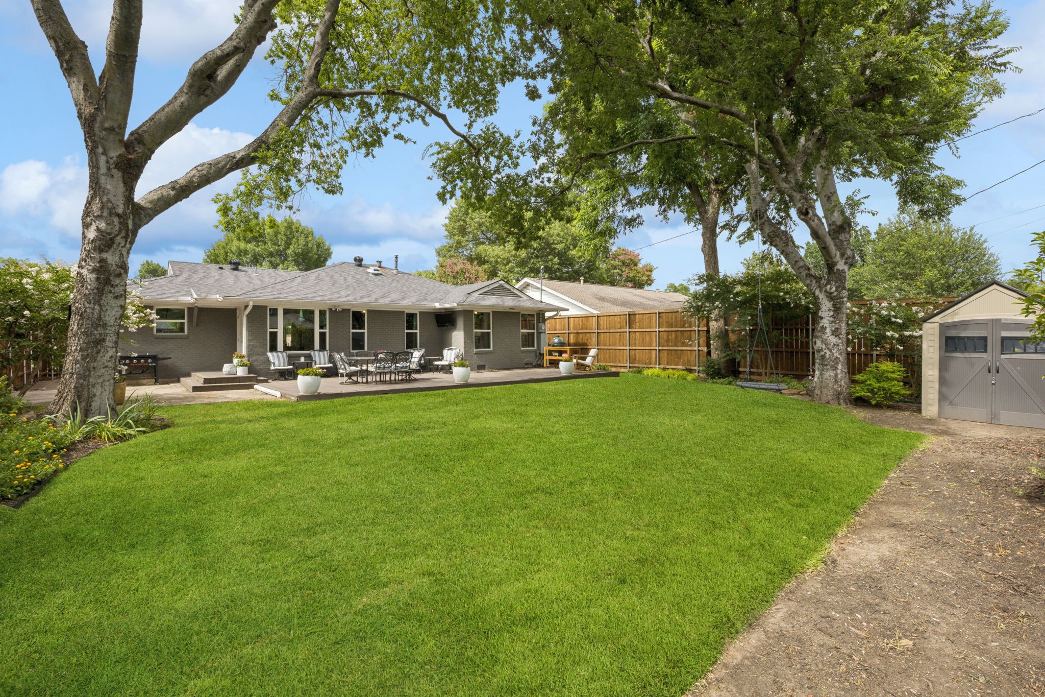 10214 Lanshire Drive