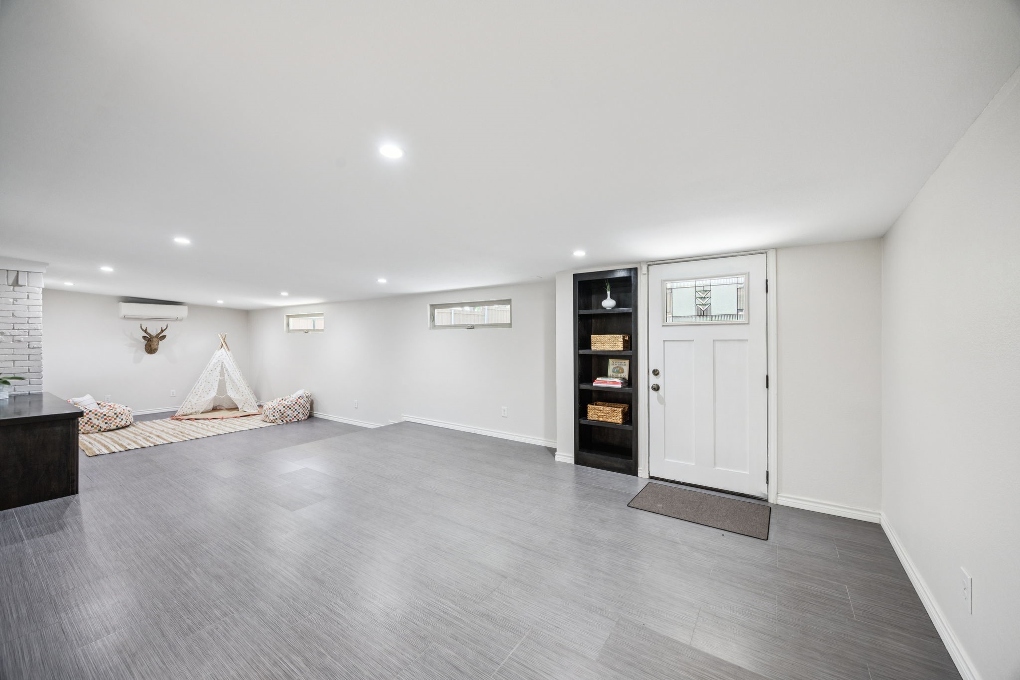 7147 Walling Lane