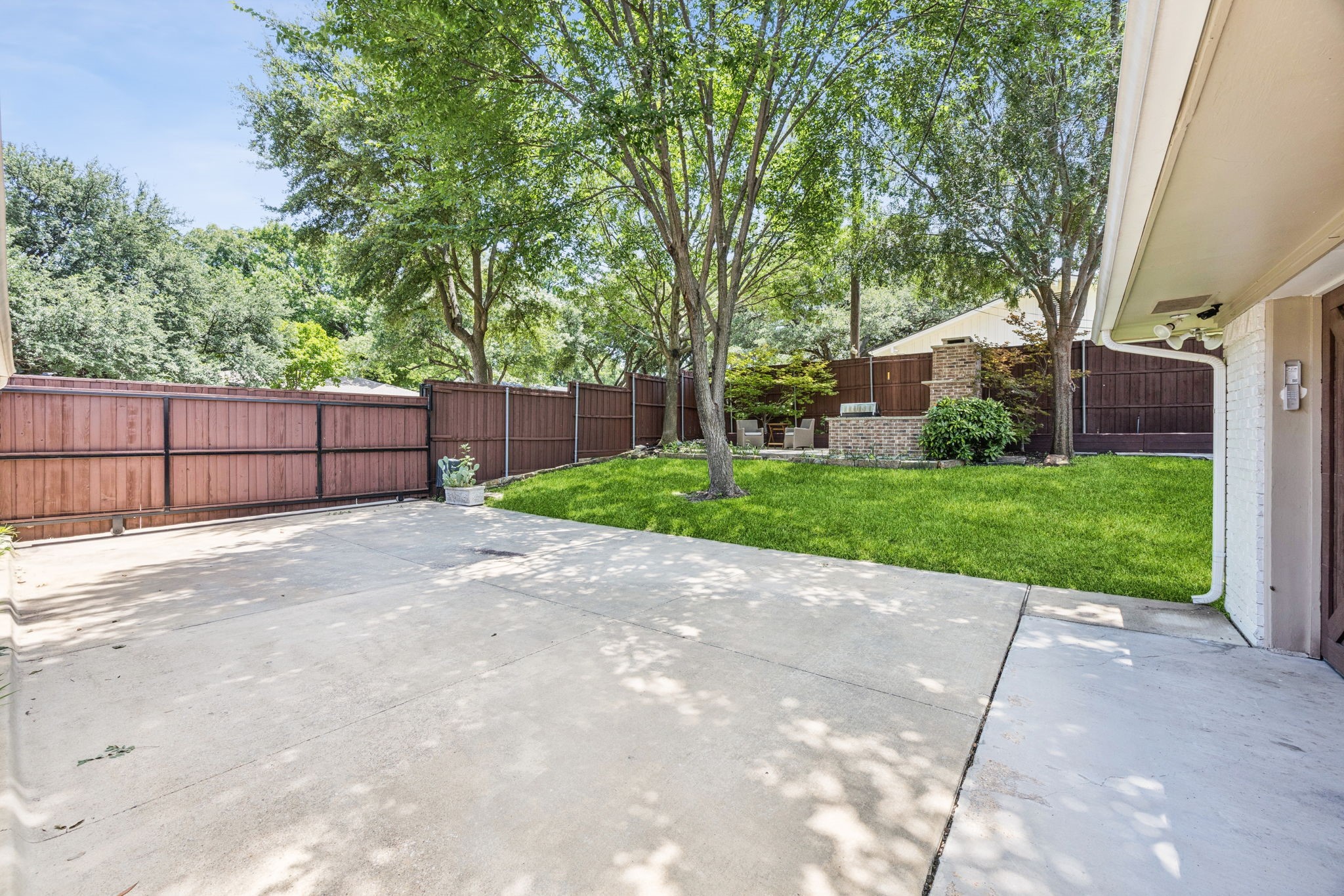 7147 Walling Lane