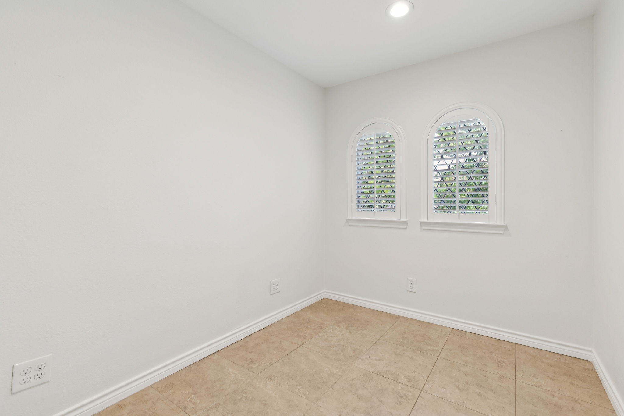 9130 Locarno Drive