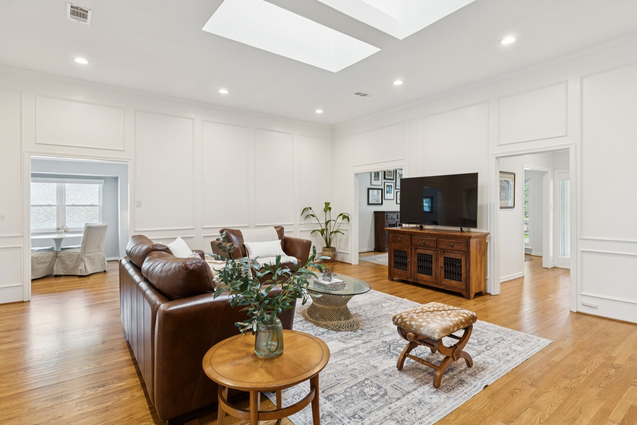 9130 Locarno Drive
