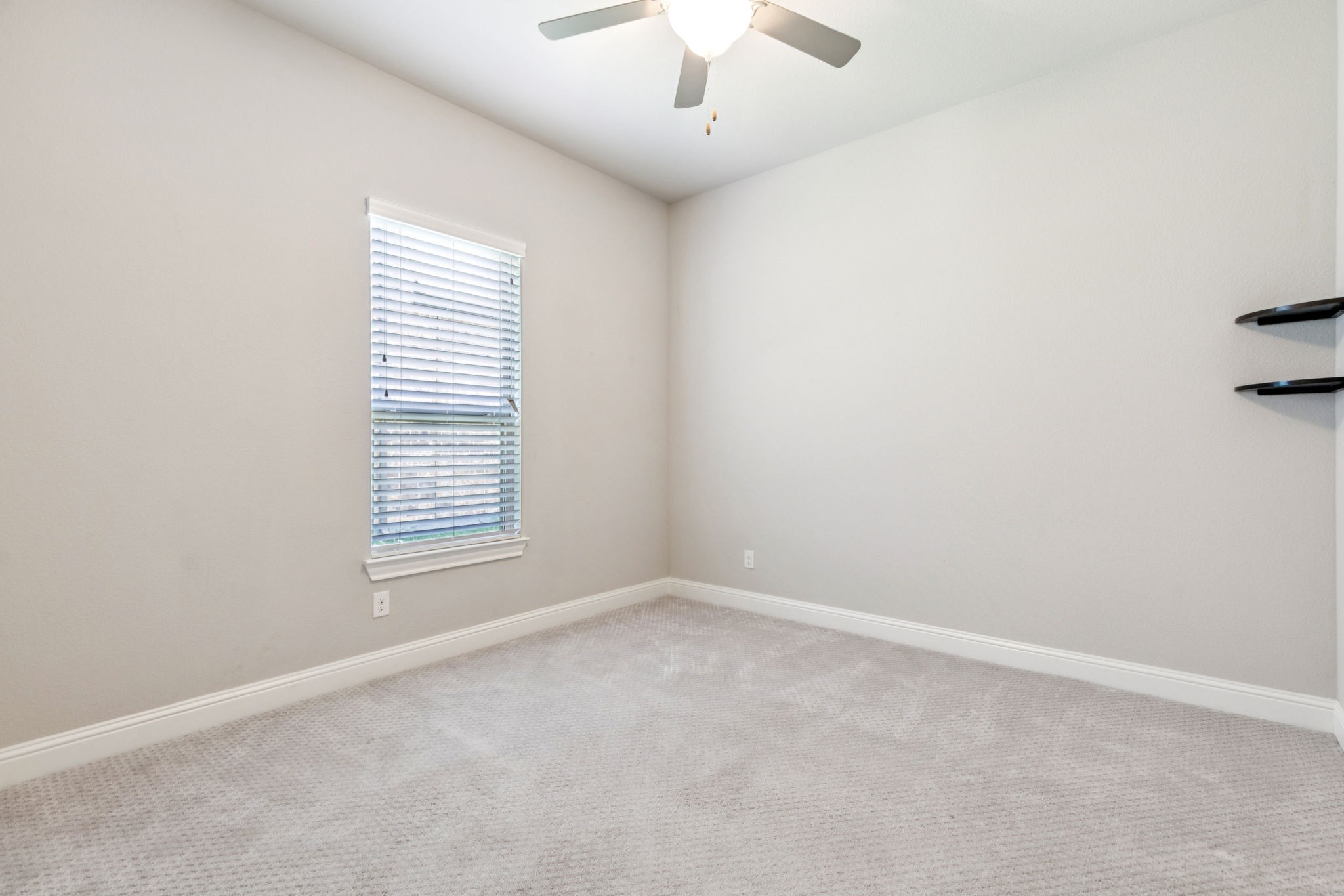 2908 Burgundy Trail