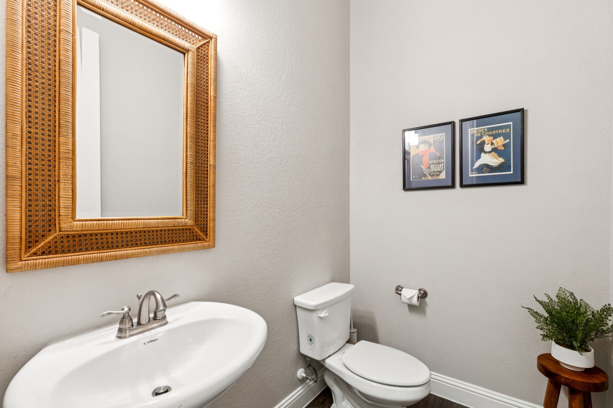 2908 Burgundy Trail