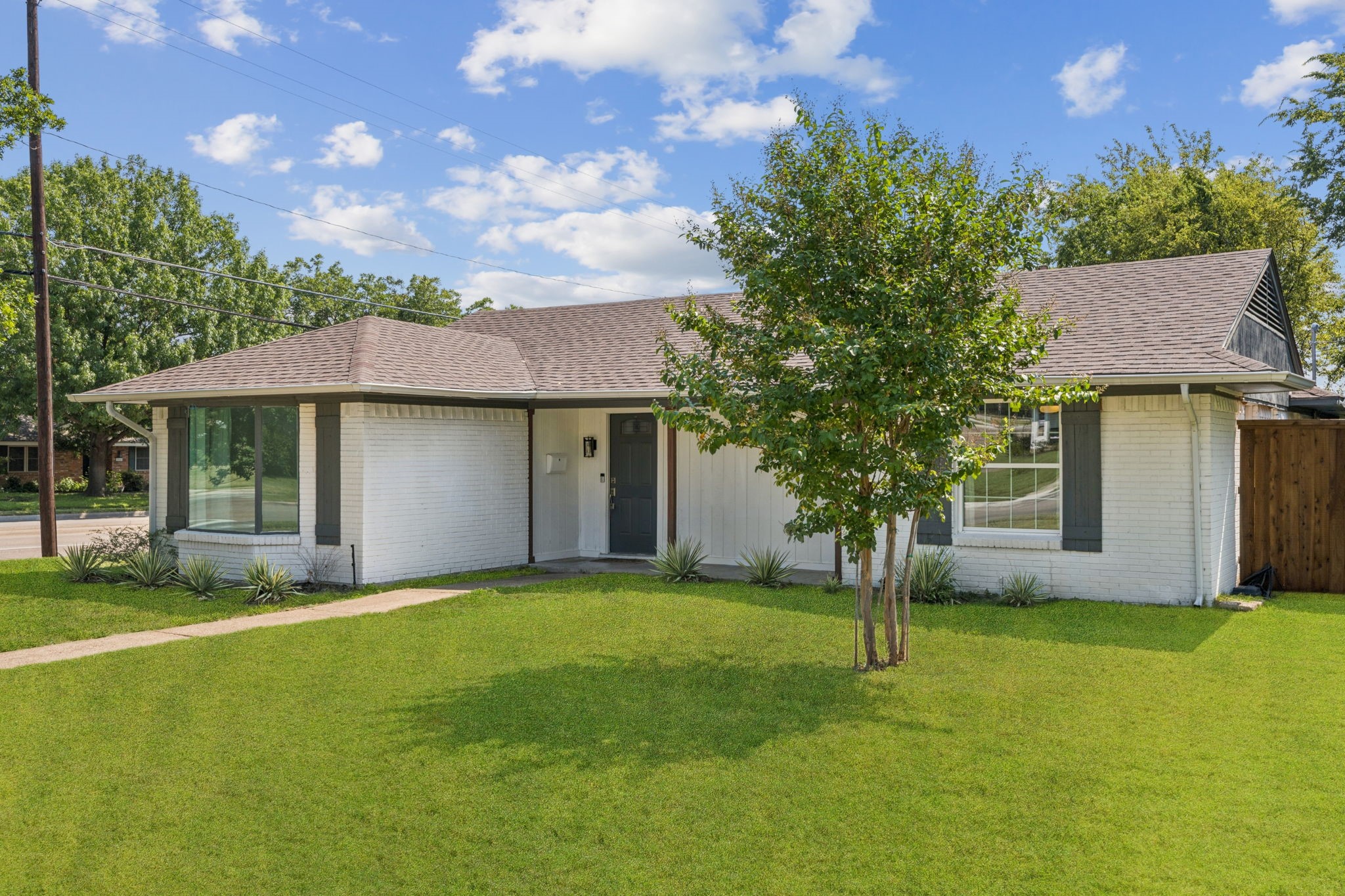 9670 Lynbrook Drive