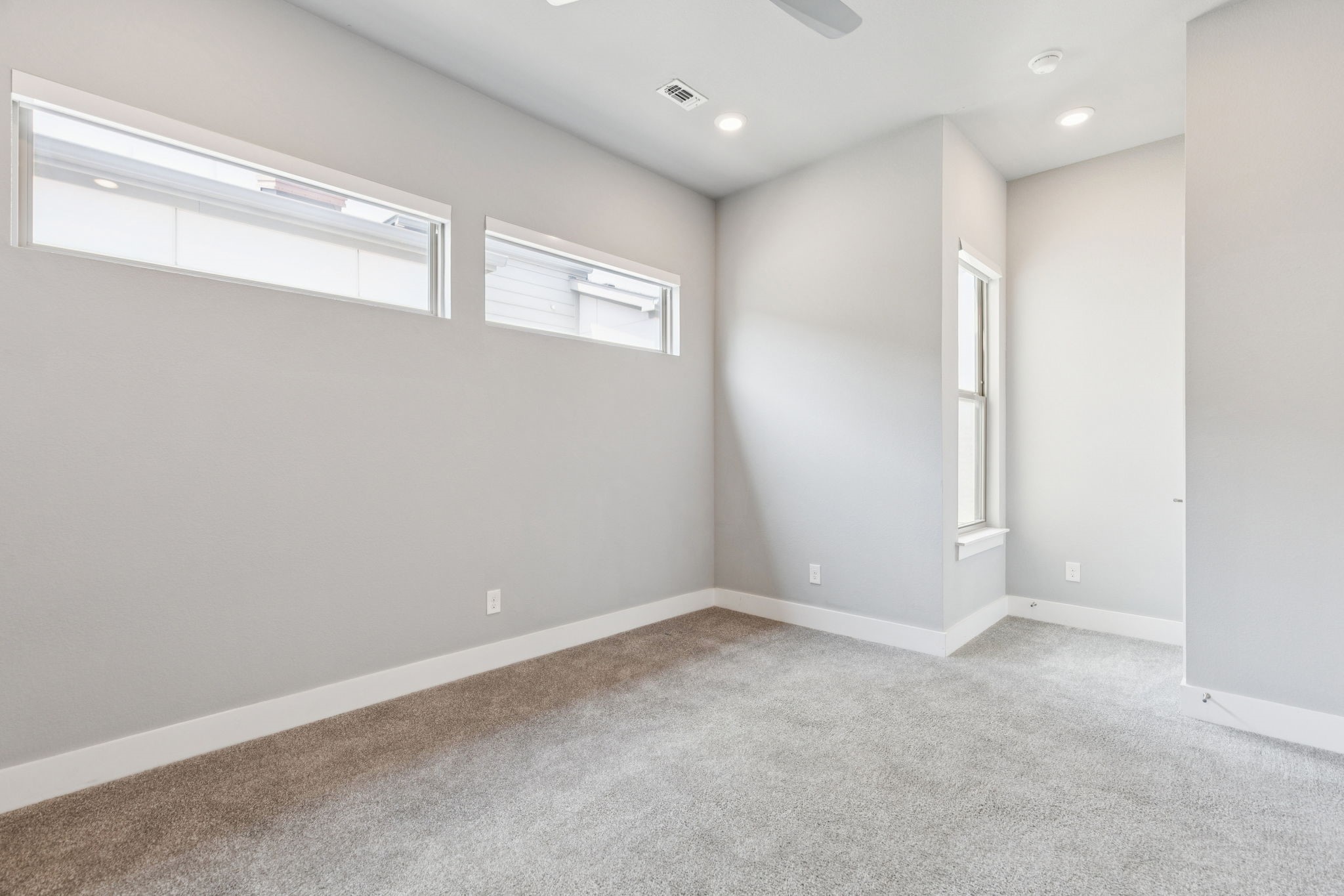 4226 Roseland Avenue 206