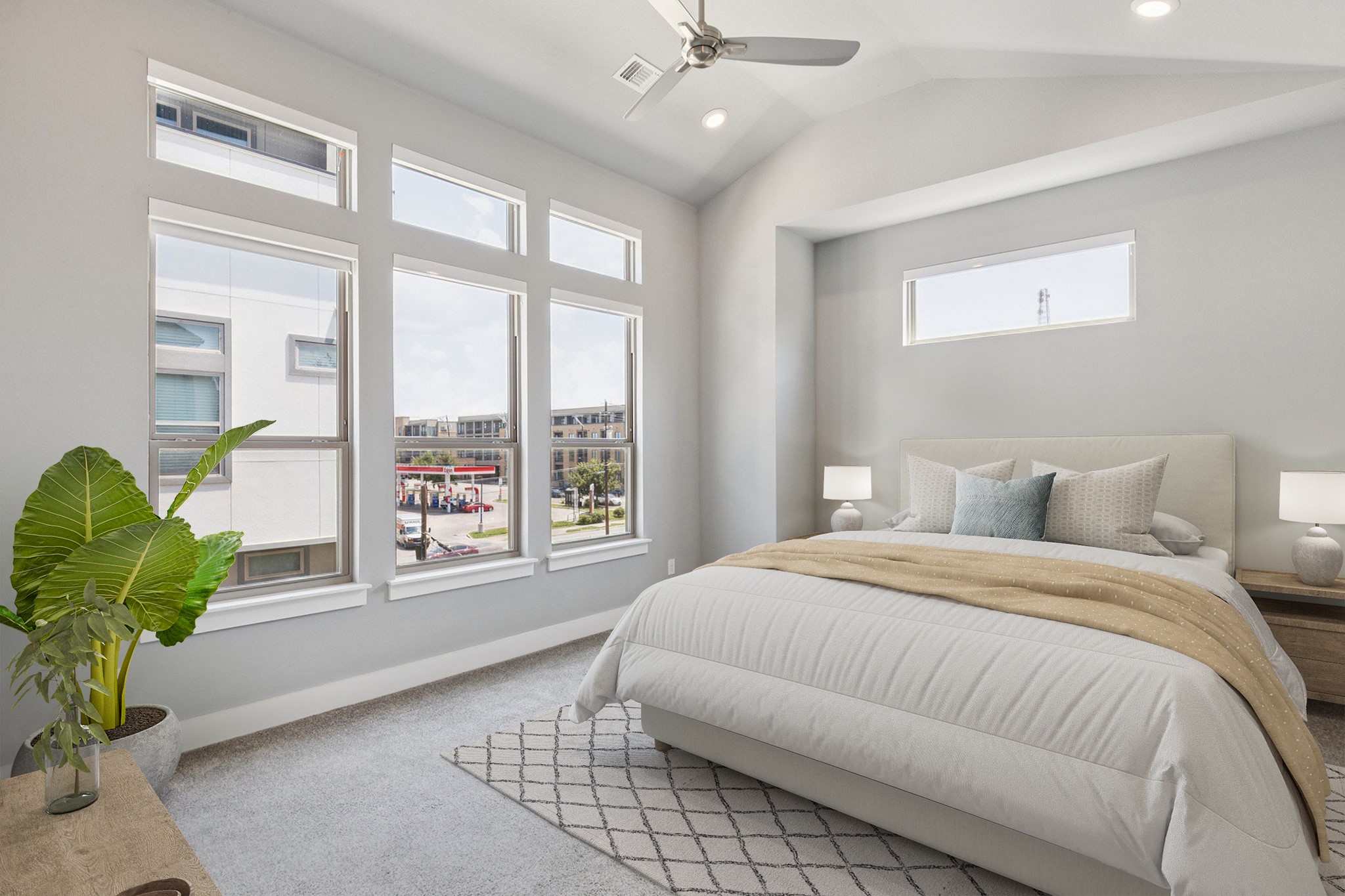 4226 Roseland Avenue 206