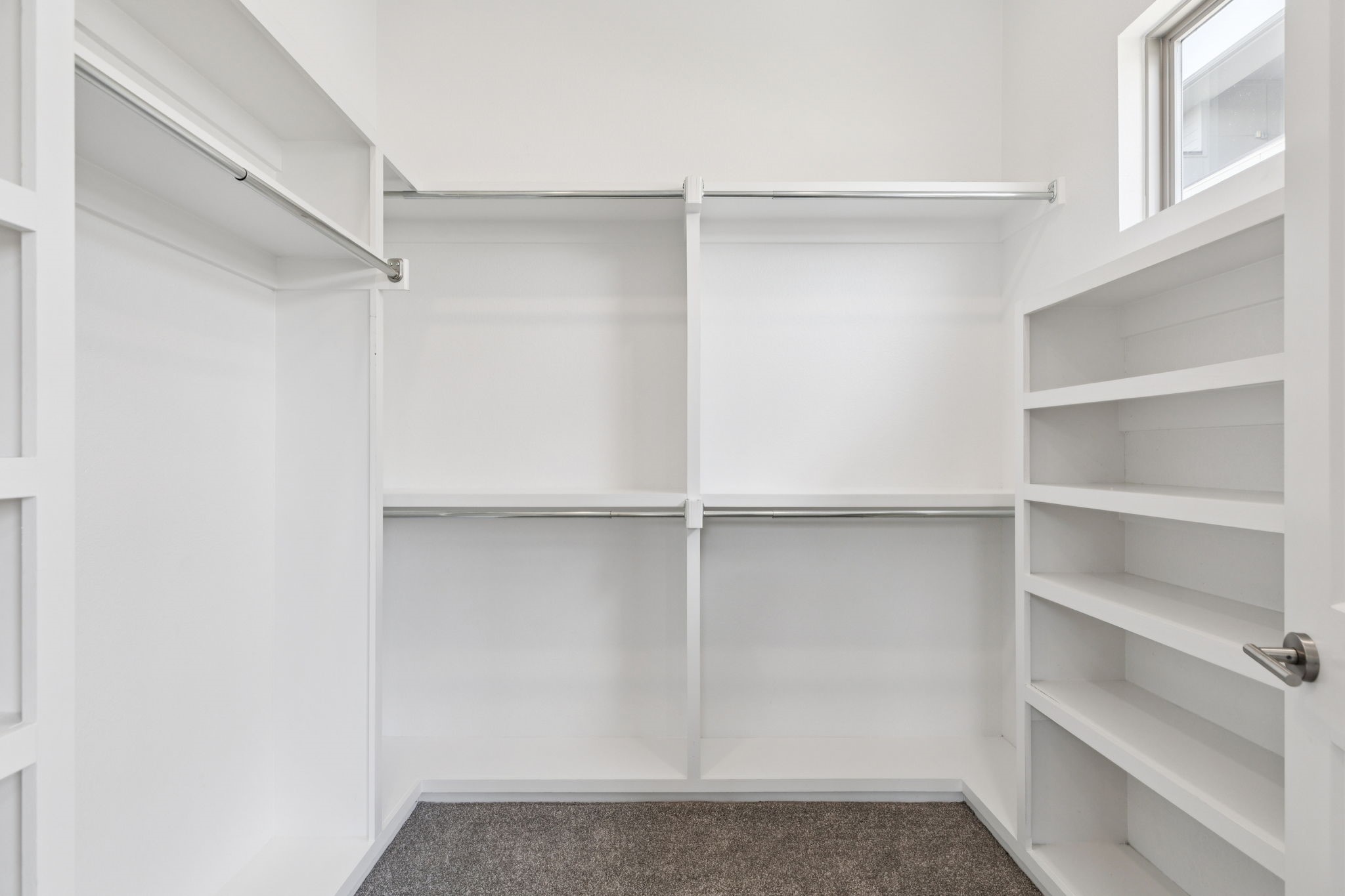 4226 Roseland Avenue 206