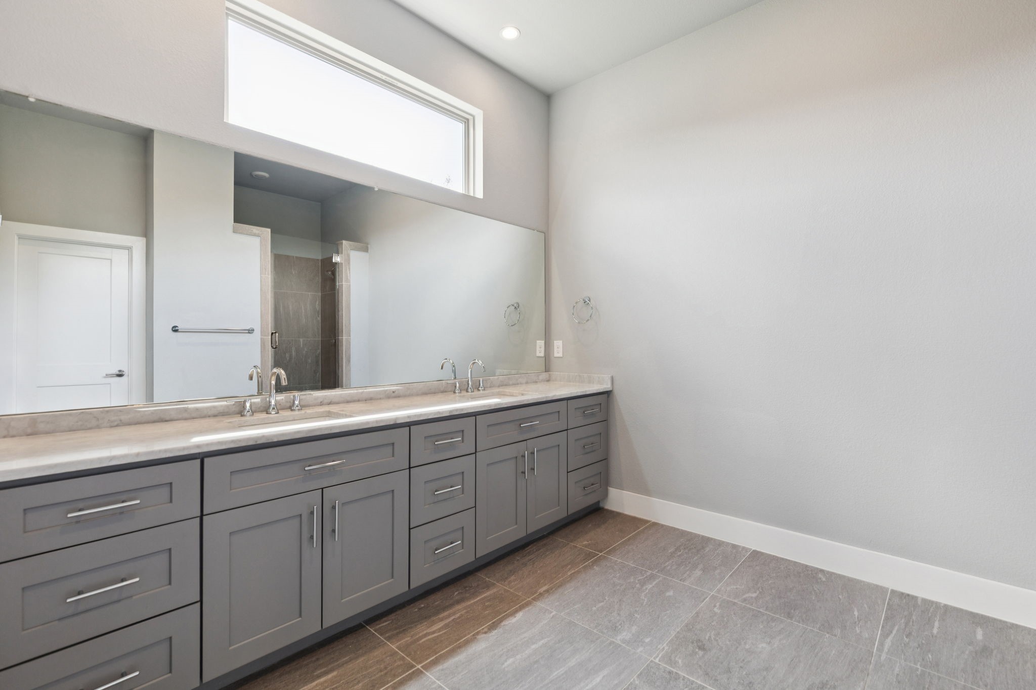 4226 Roseland Avenue 206