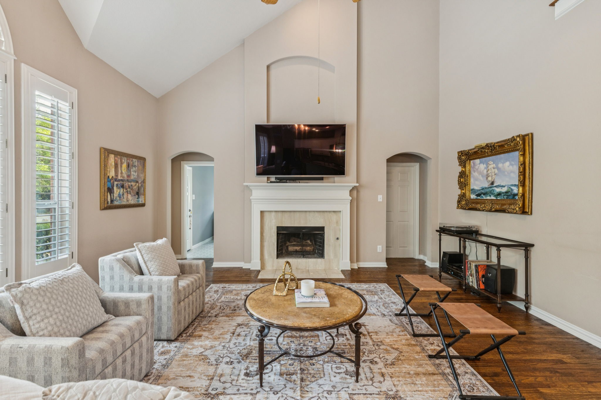 8904 Meadowknoll Drive