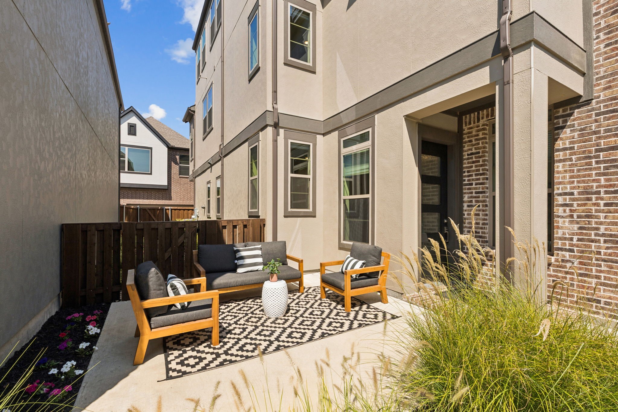 7112 Amber Grove Court