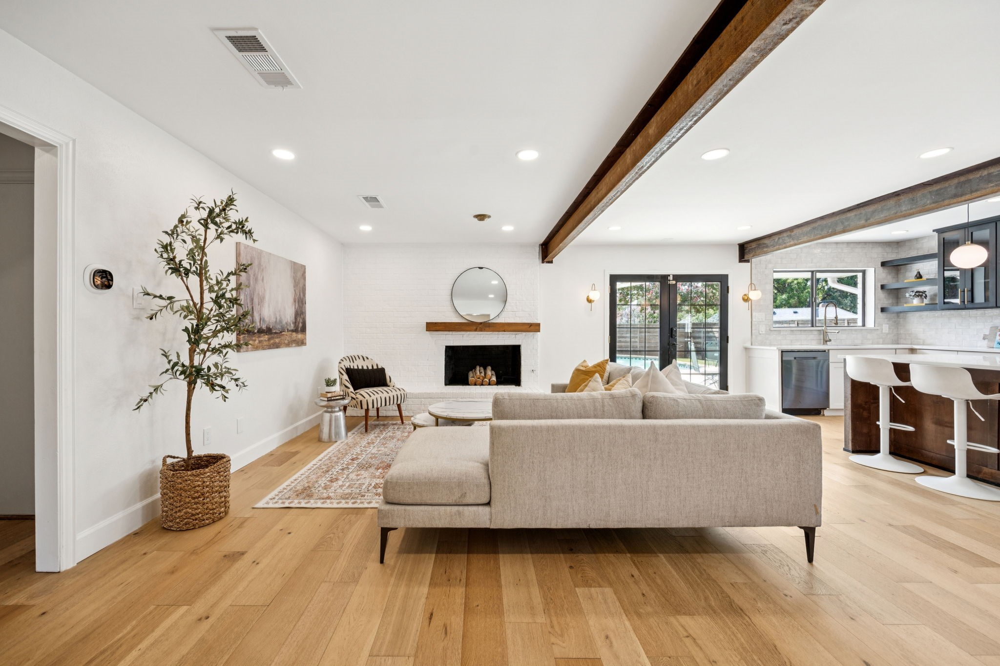 9018 Oakpath Lane