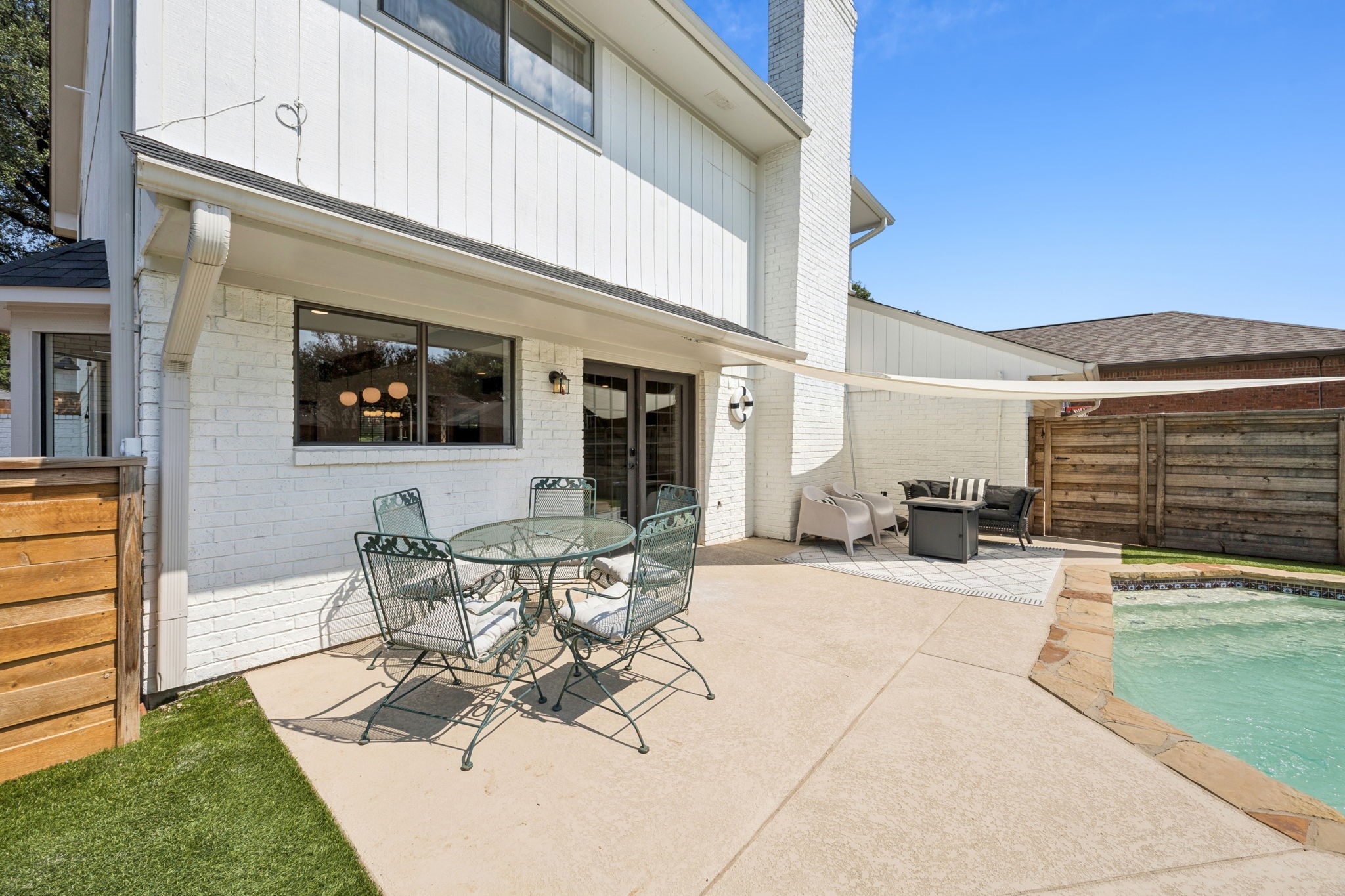 9018 Oakpath Lane