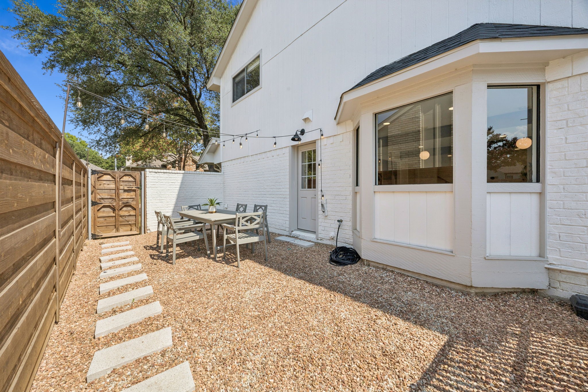 9018 Oakpath Lane