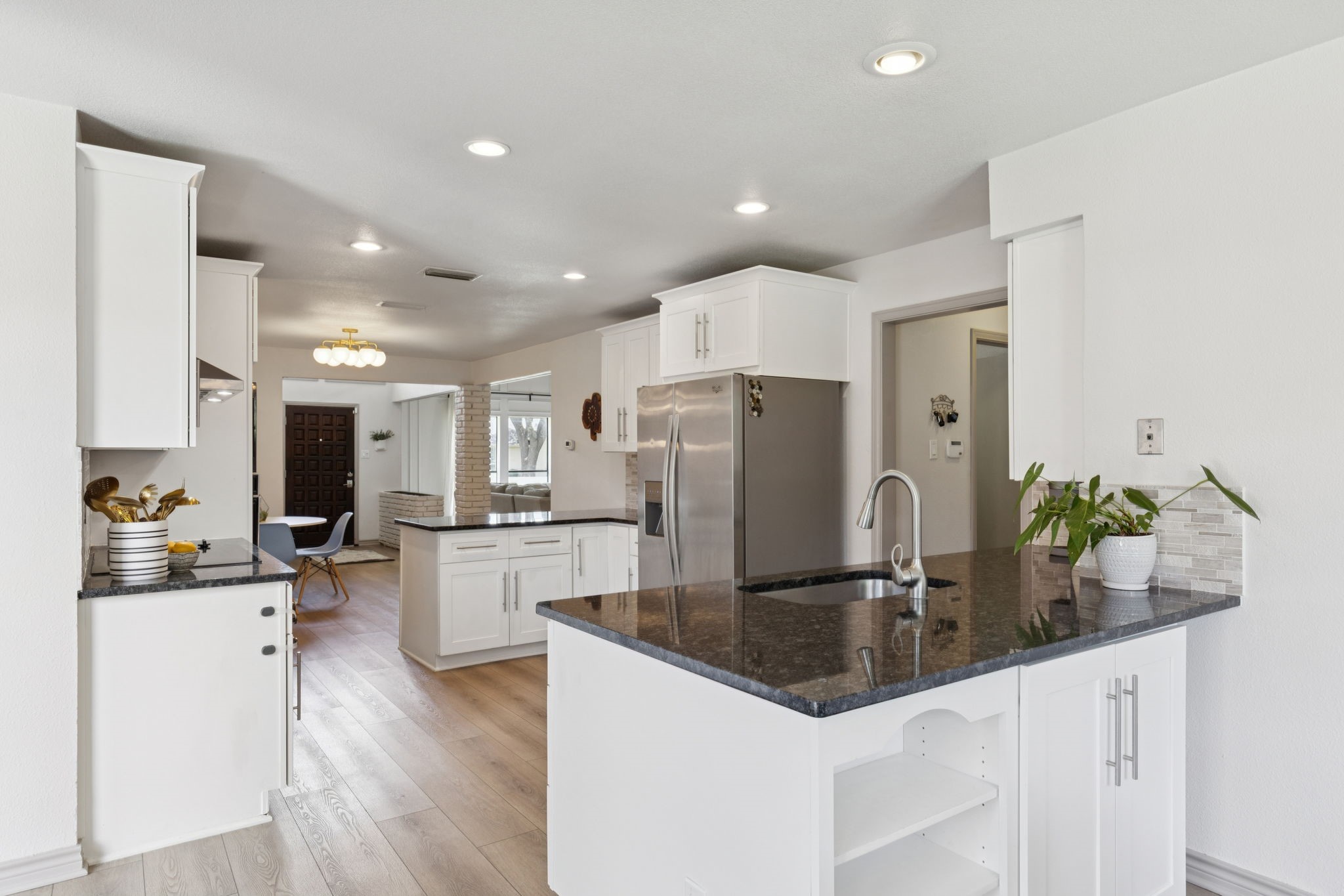 6921 Mill Falls Drive