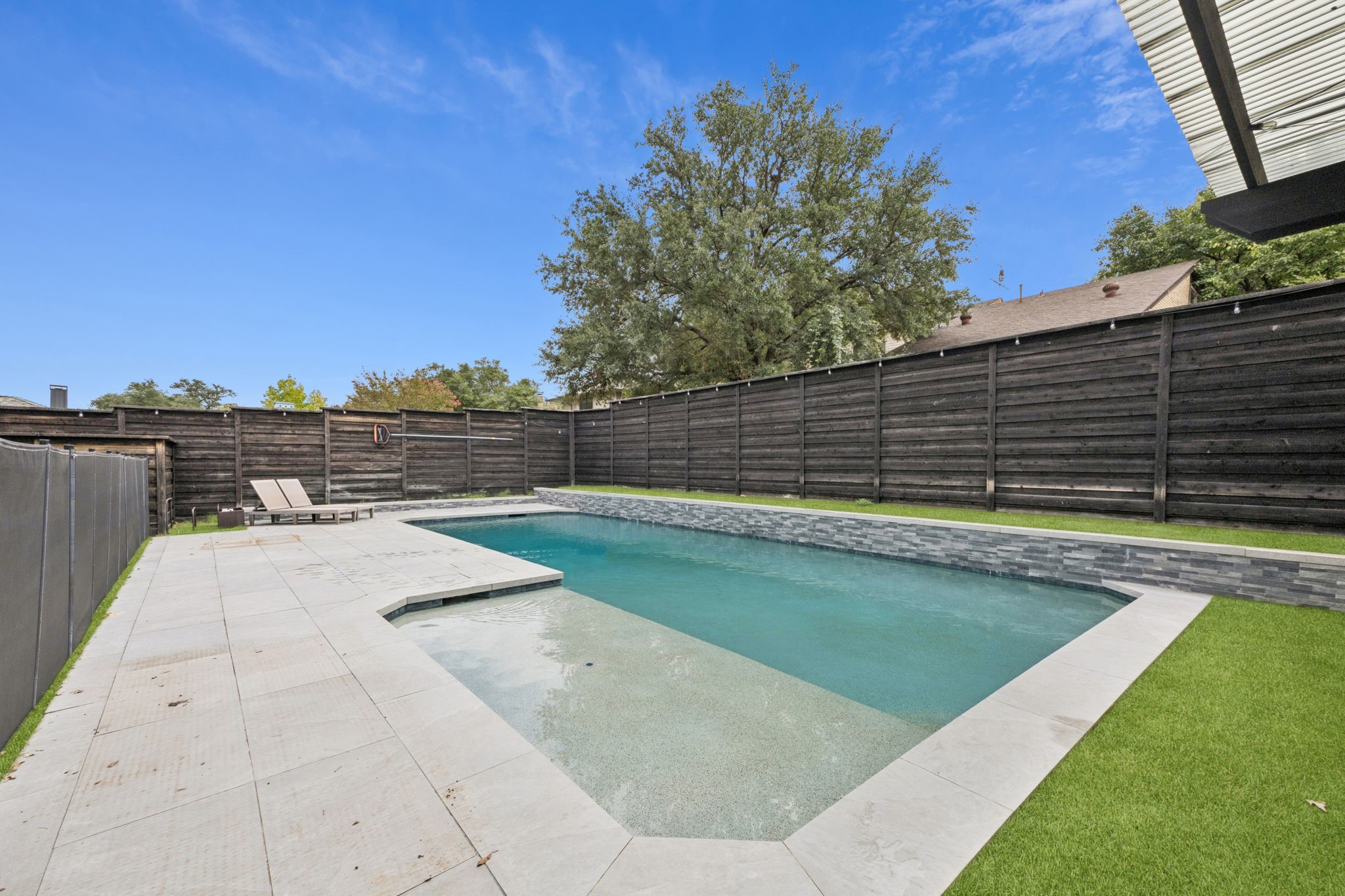 9520 Rocky Branch Drive