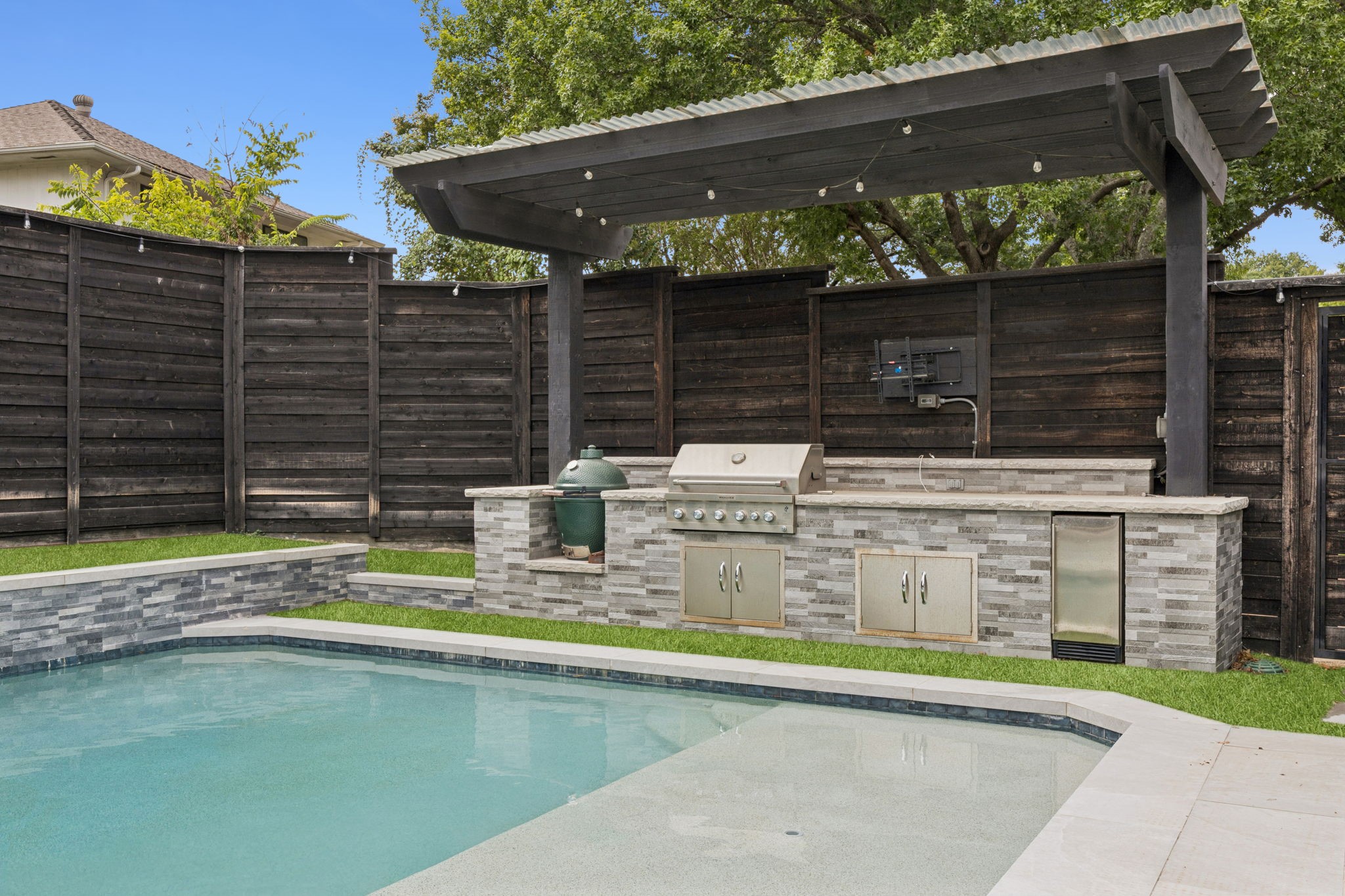 9520 Rocky Branch Drive