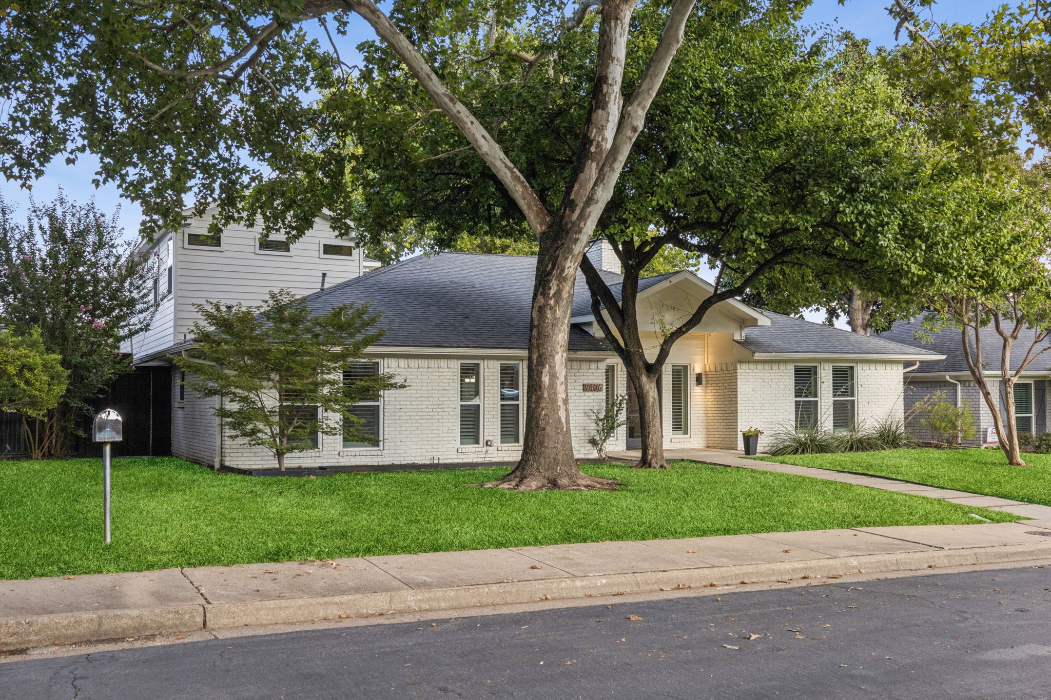 9406 Mill Hollow Drive