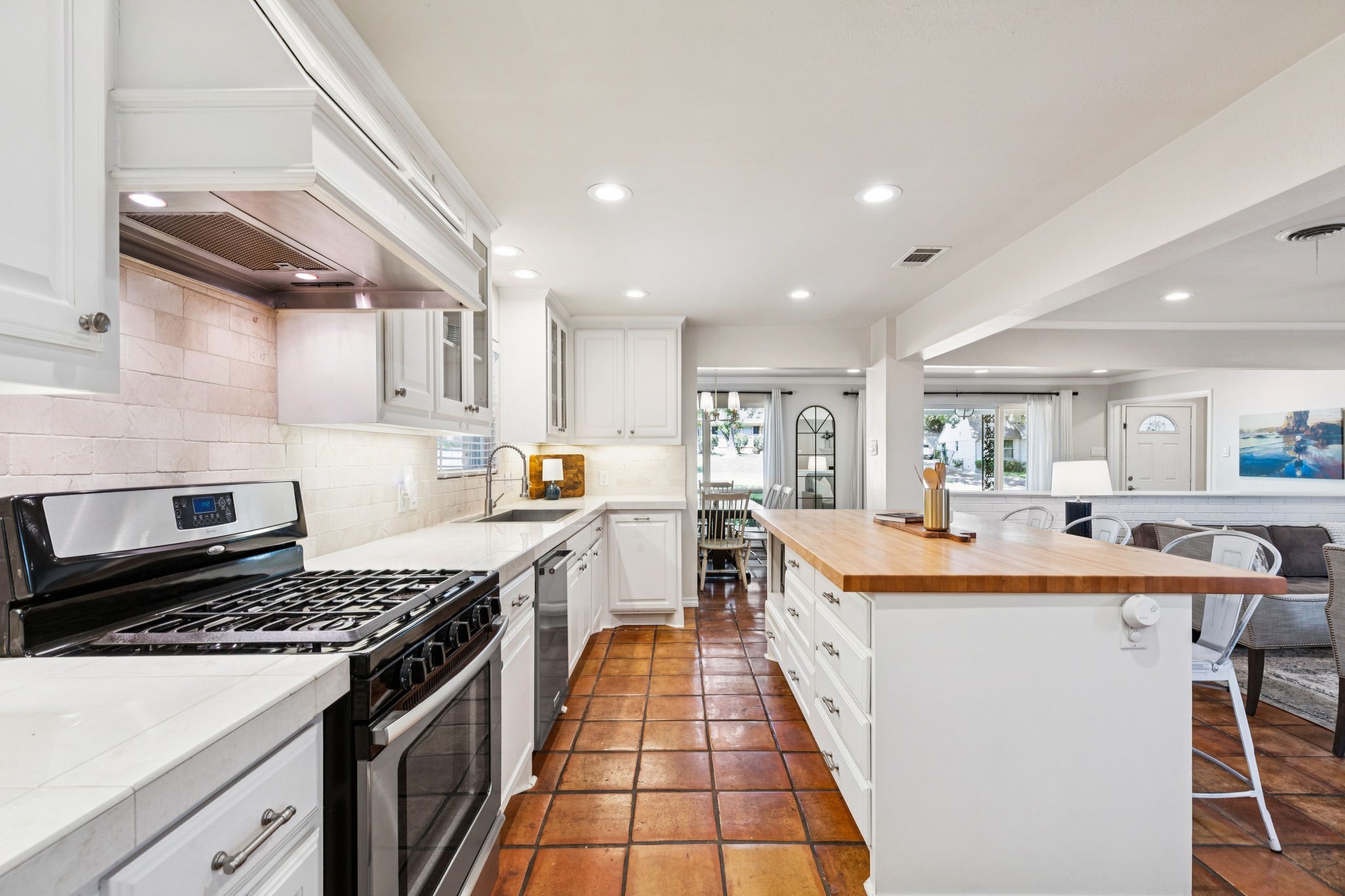 9910 Lanshire Drive
