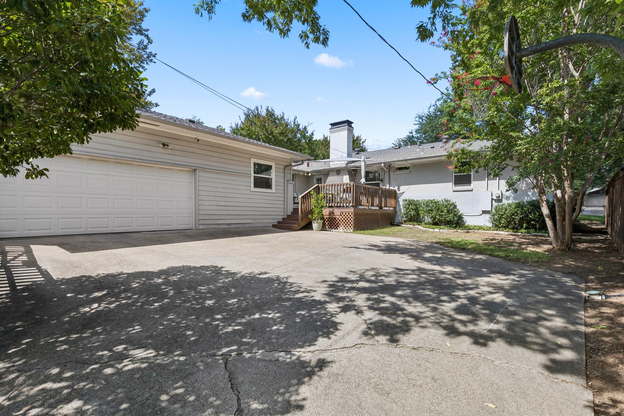 9910 Lanshire Drive