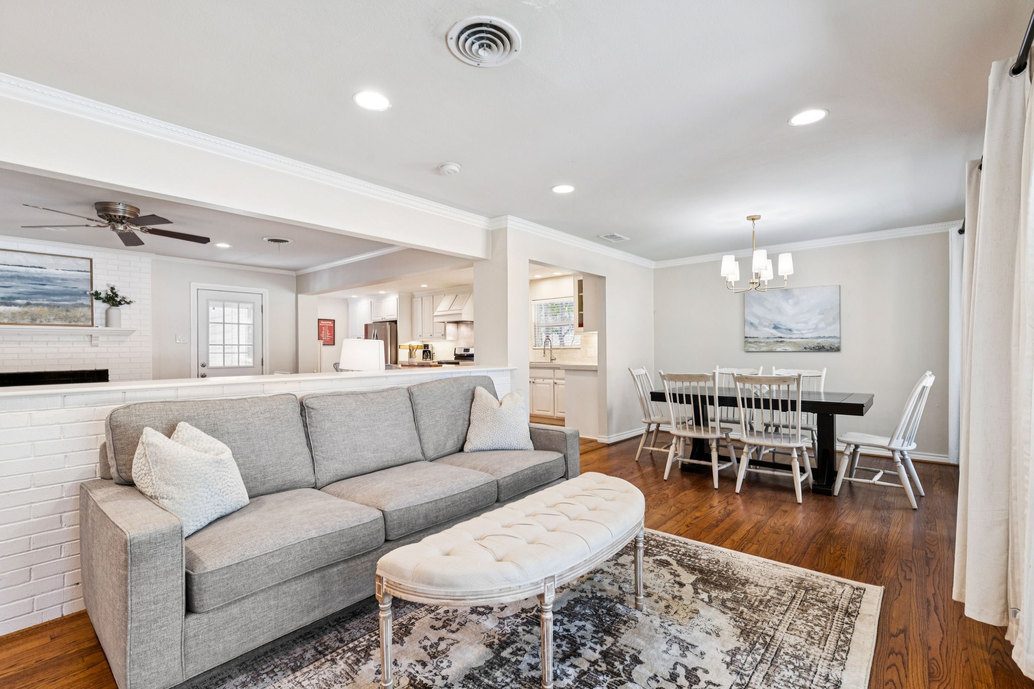 9910 Lanshire Drive