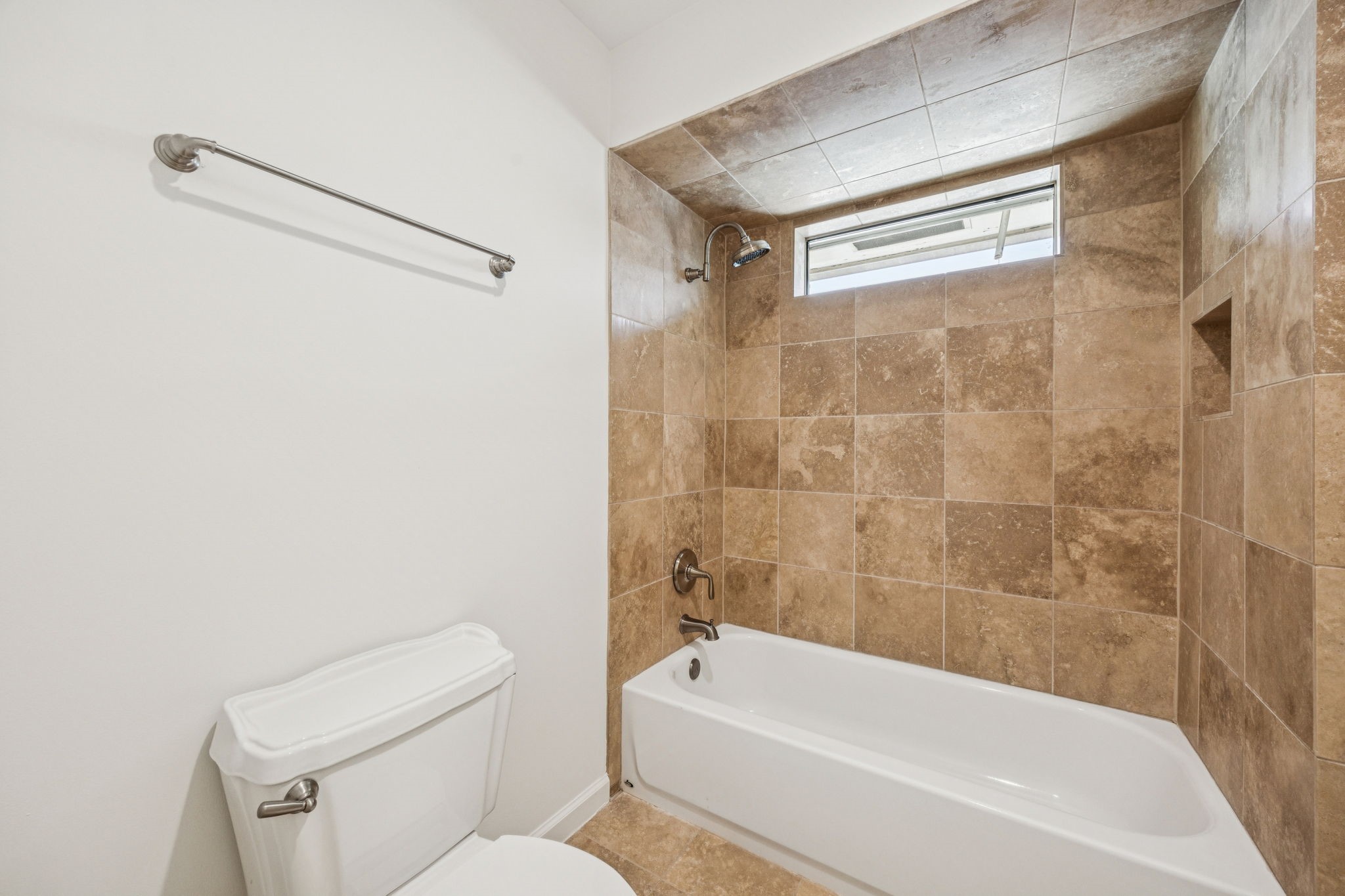 9620 Vista Oaks Drive