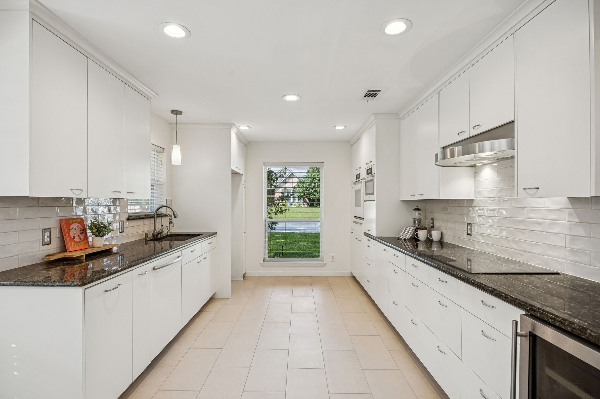 9620 Vista Oaks Drive