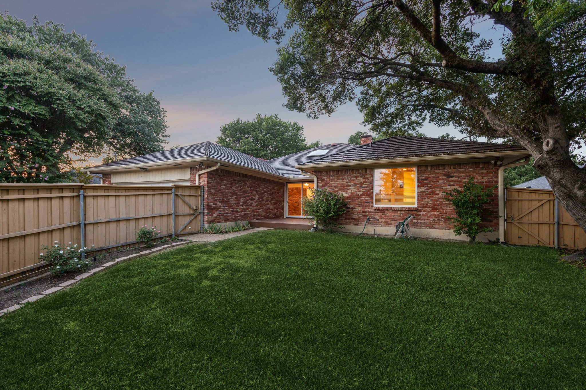 9620 Vista Oaks Drive