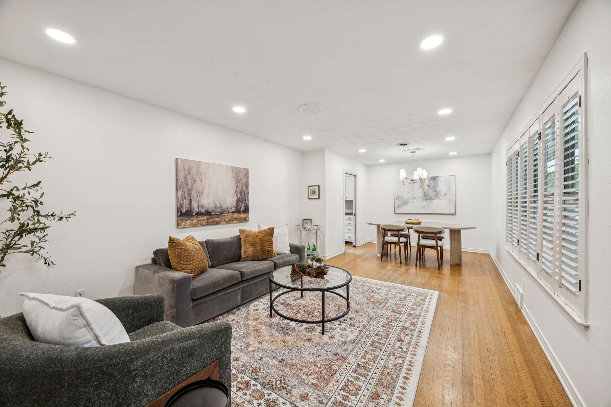 9609 Livenshire Drive