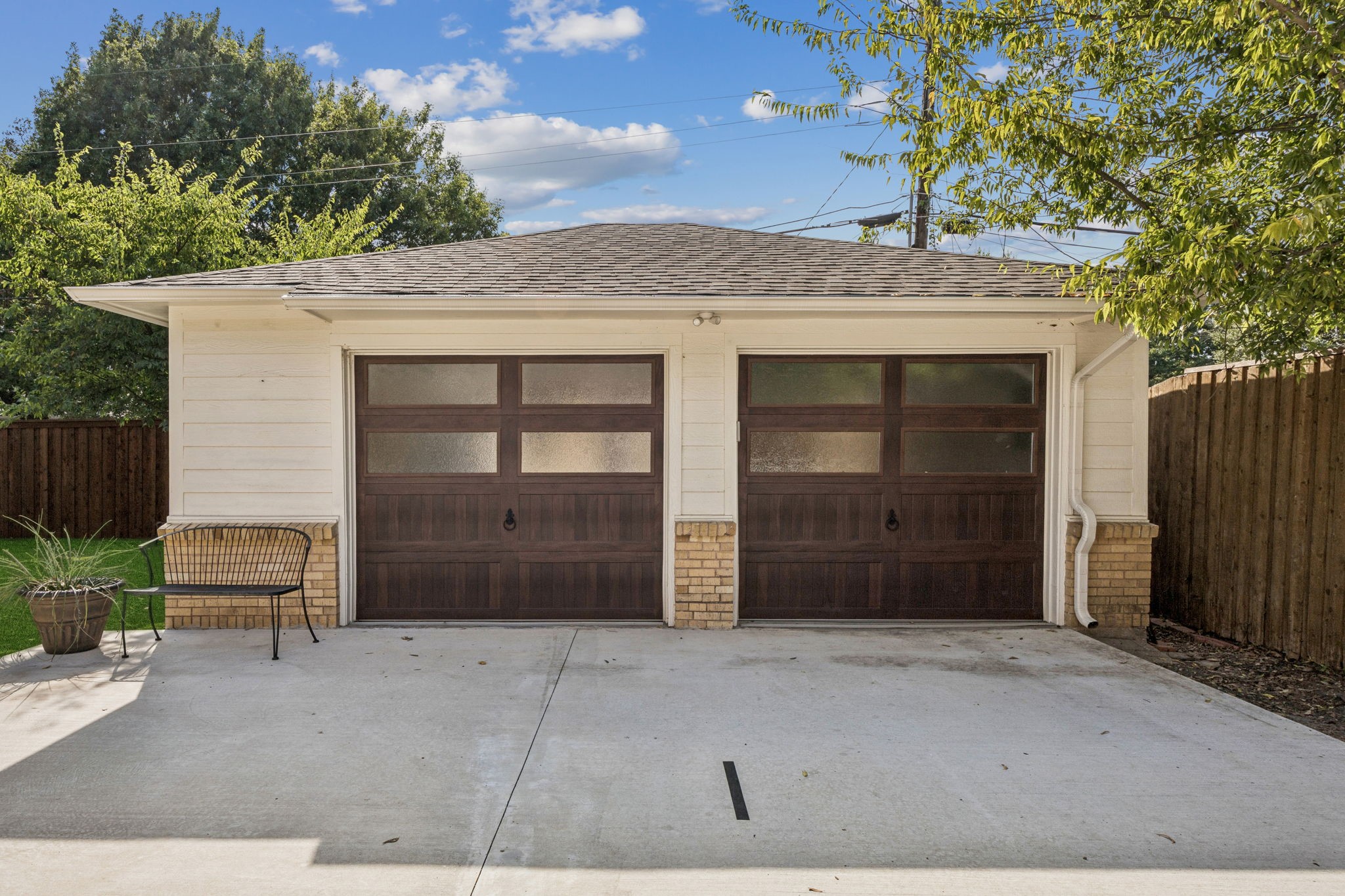 9609 Livenshire Drive