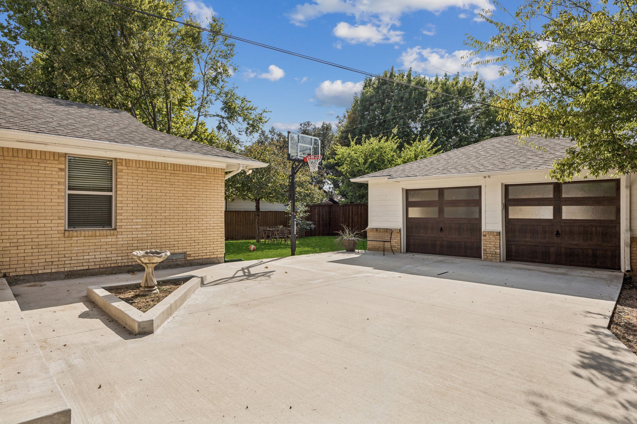 9609 Livenshire Drive