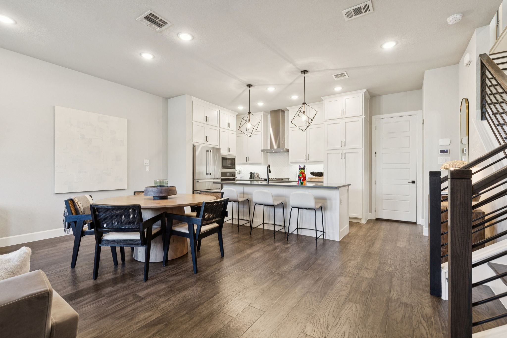 7121 Laurel Ridge