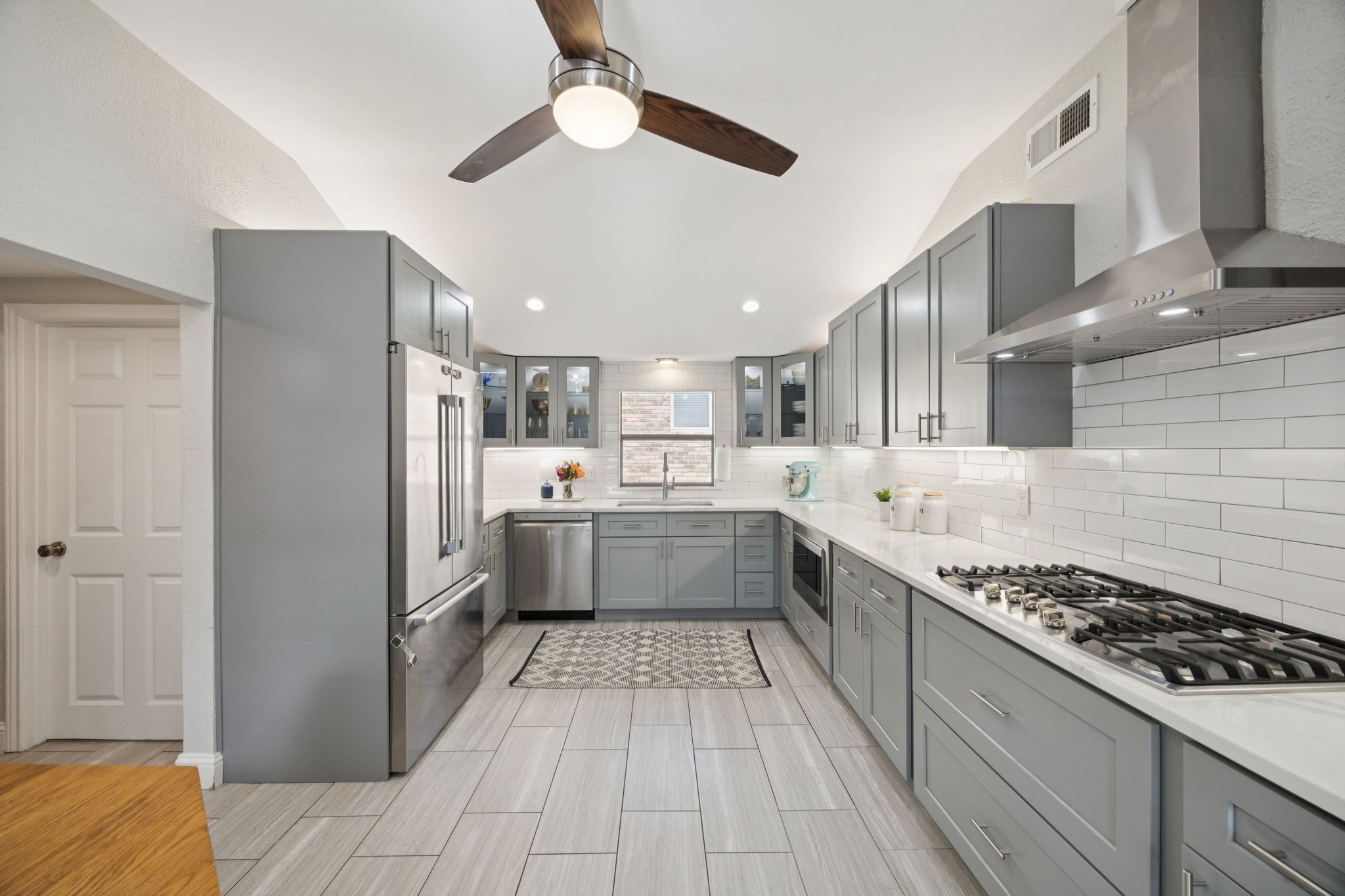 9227 Whitehurst Drive