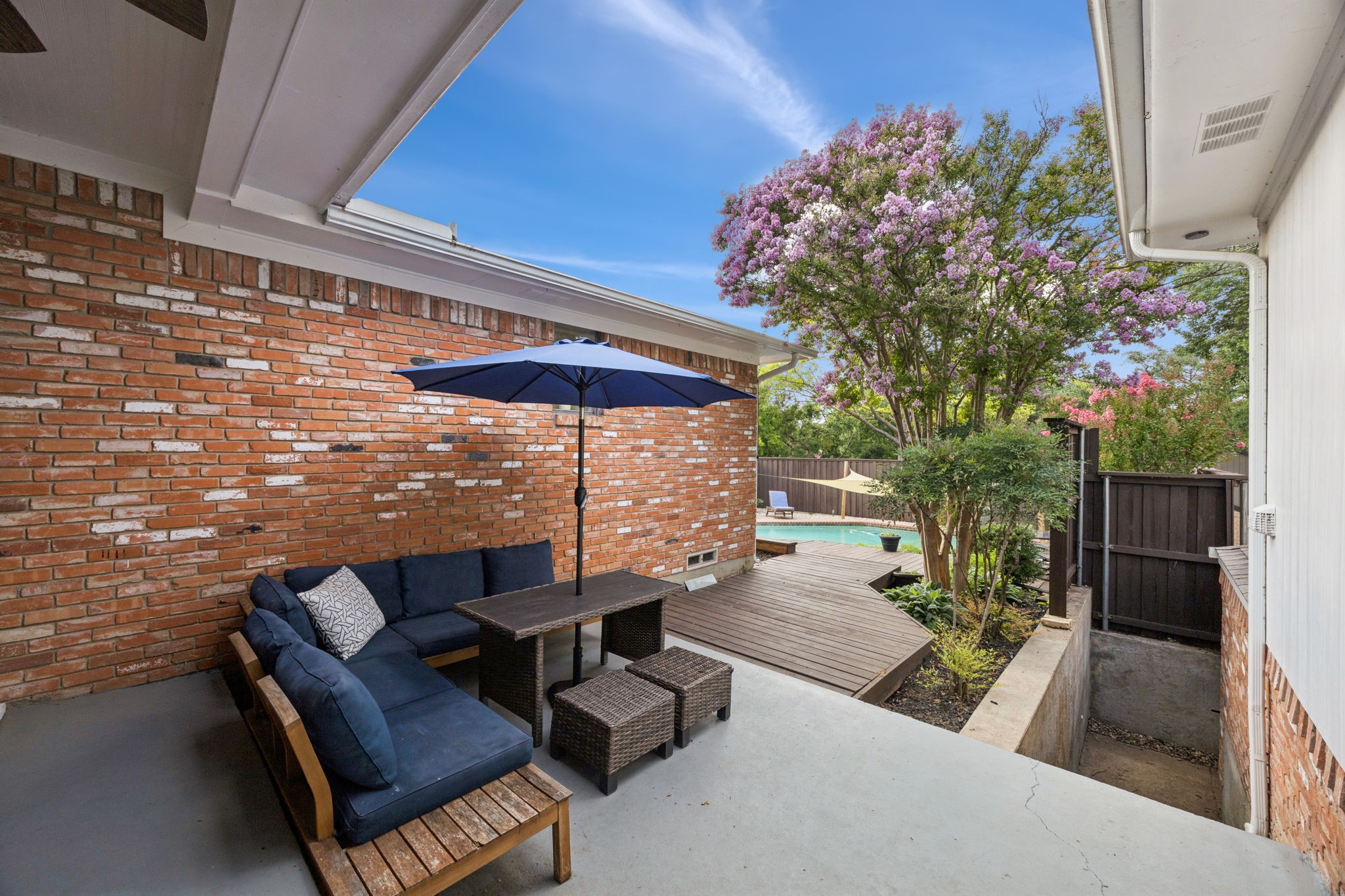 9227 Whitehurst Drive